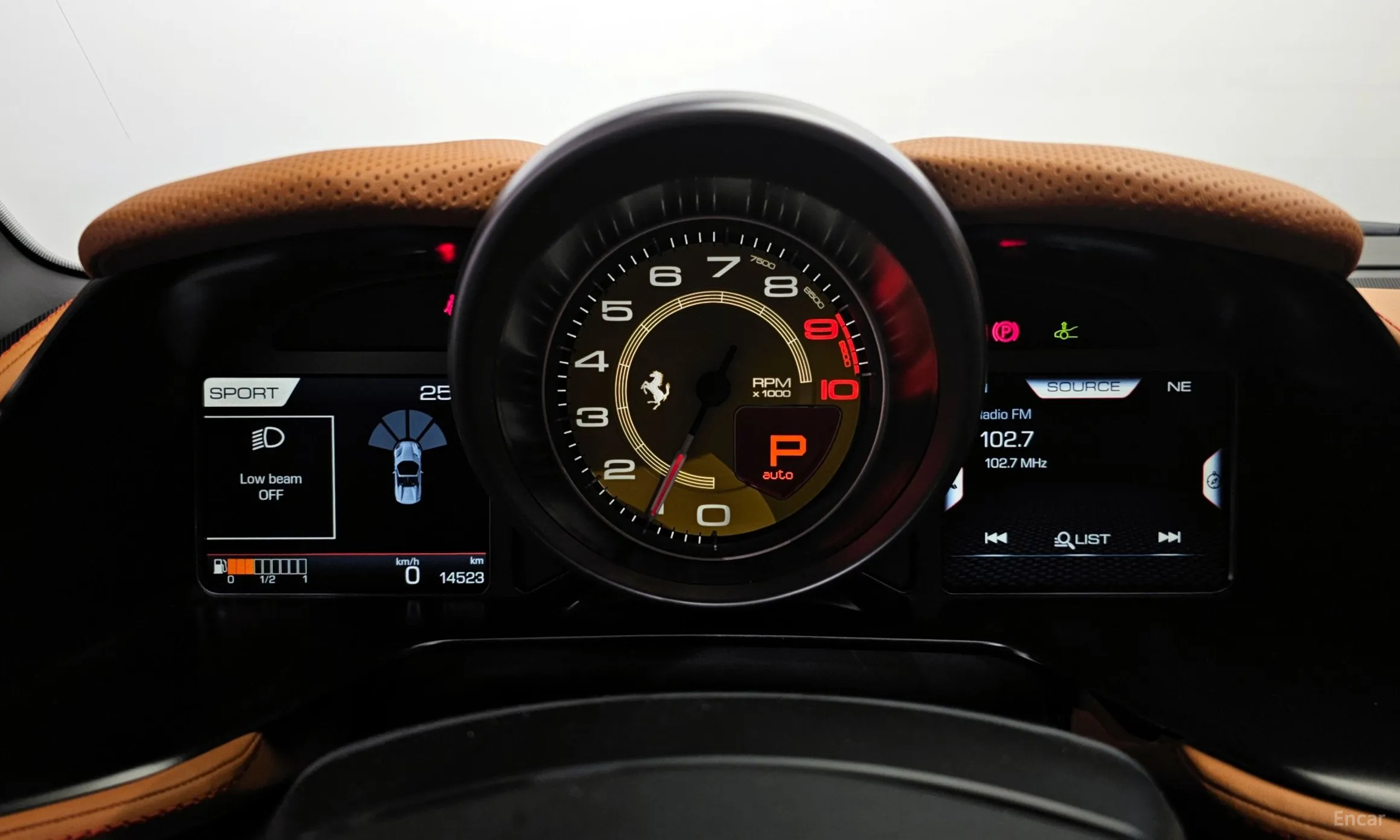 Ferrari 812 GTS превью 8