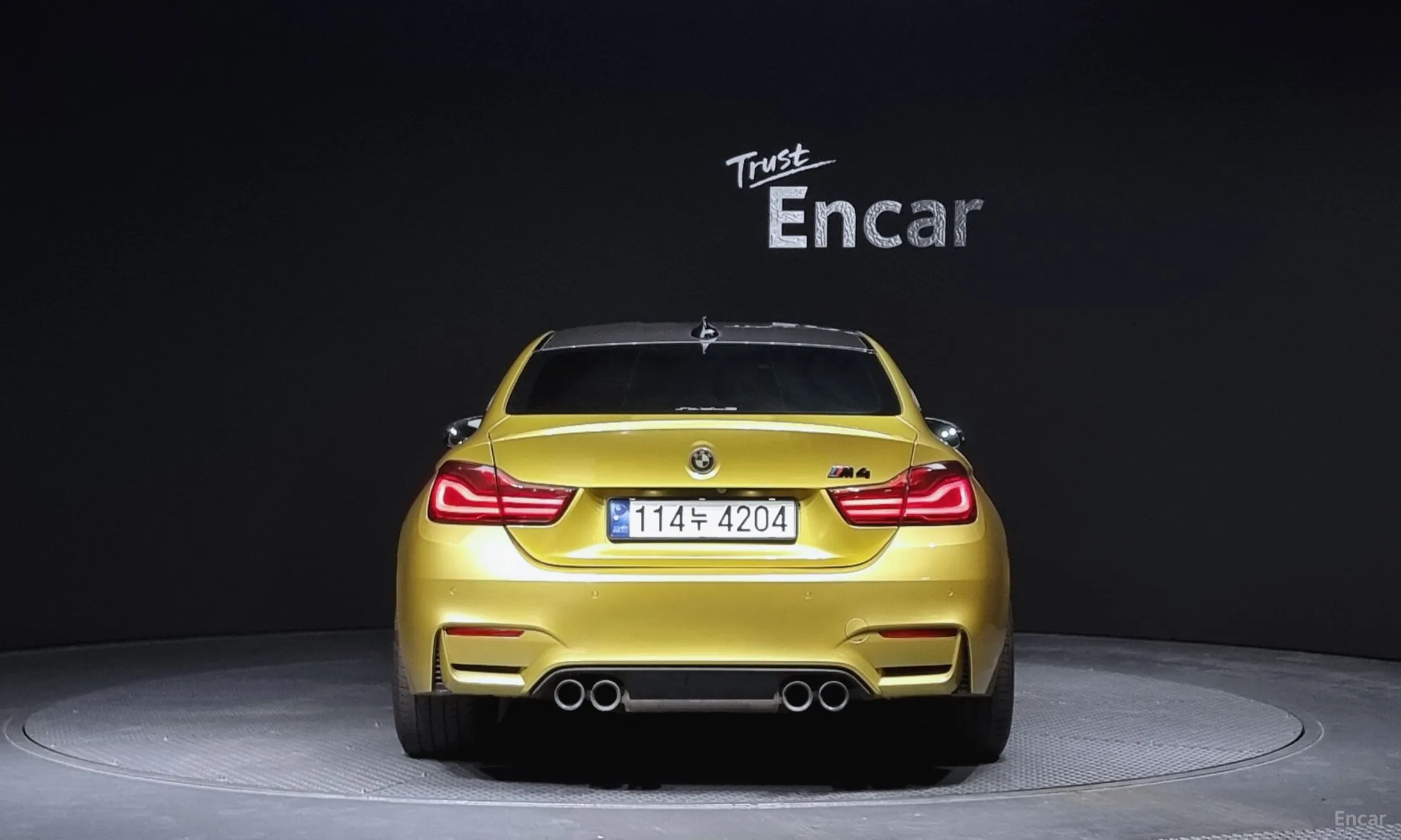 BMW M4 (F82) превью 3
