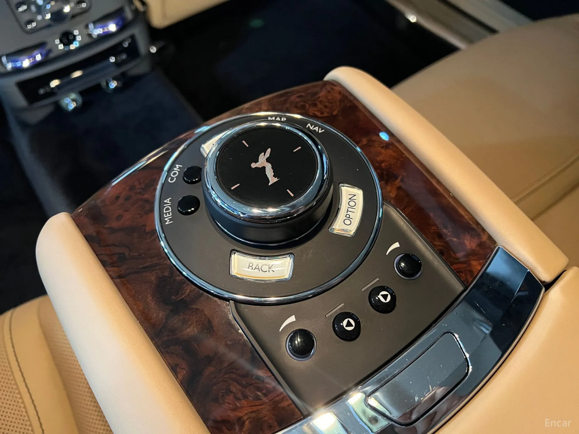 Rolls-Royce Ghost превью 14