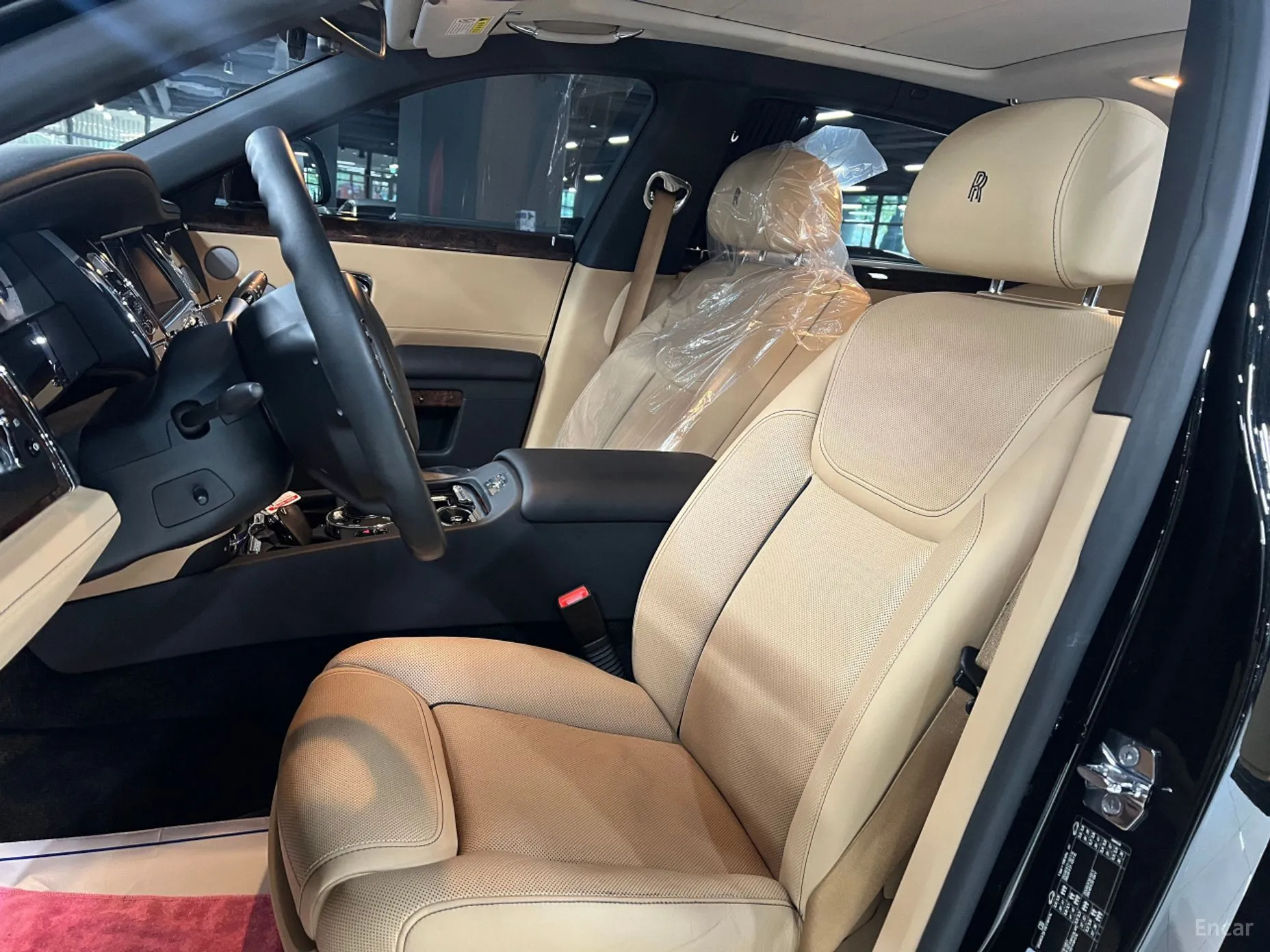 Rolls-Royce Ghost превью 7