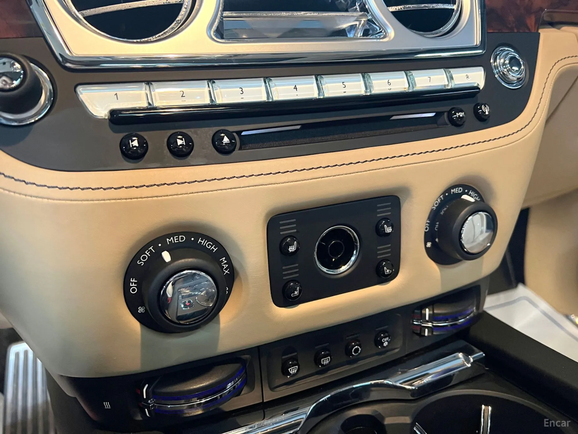 Rolls-Royce Ghost превью 9