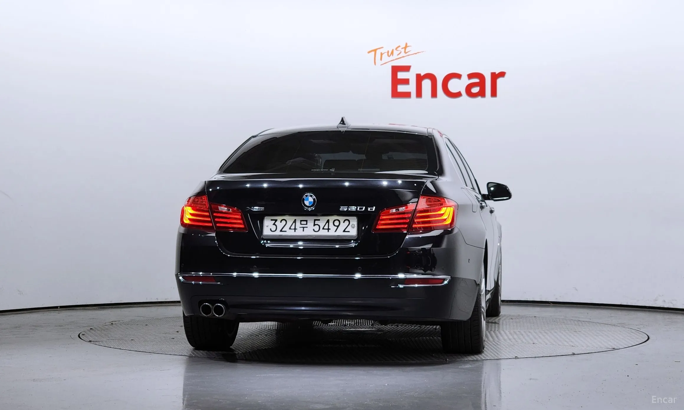 BMW 5 Series (F10) превью 3
