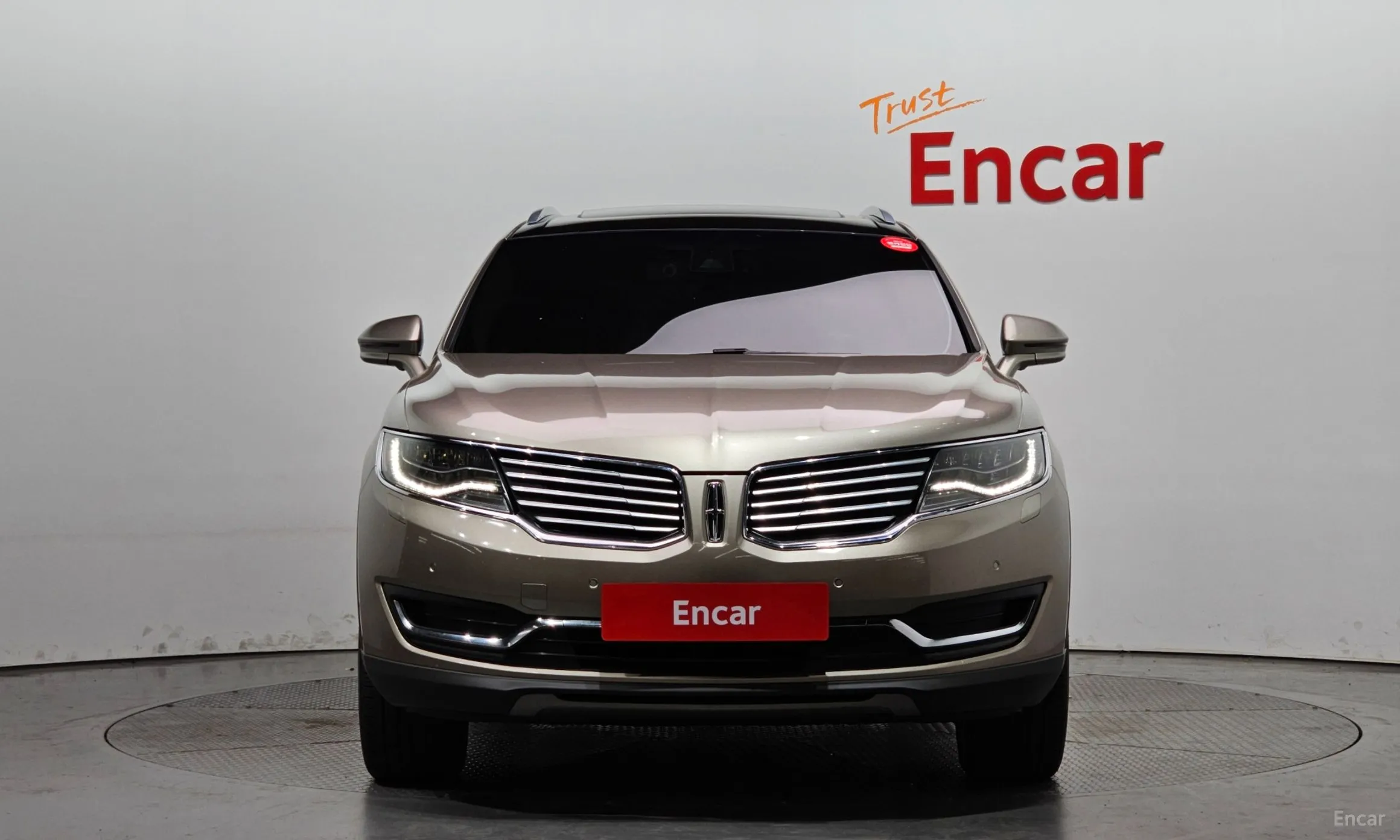 Lincoln MKX 2nd Generation превью 3