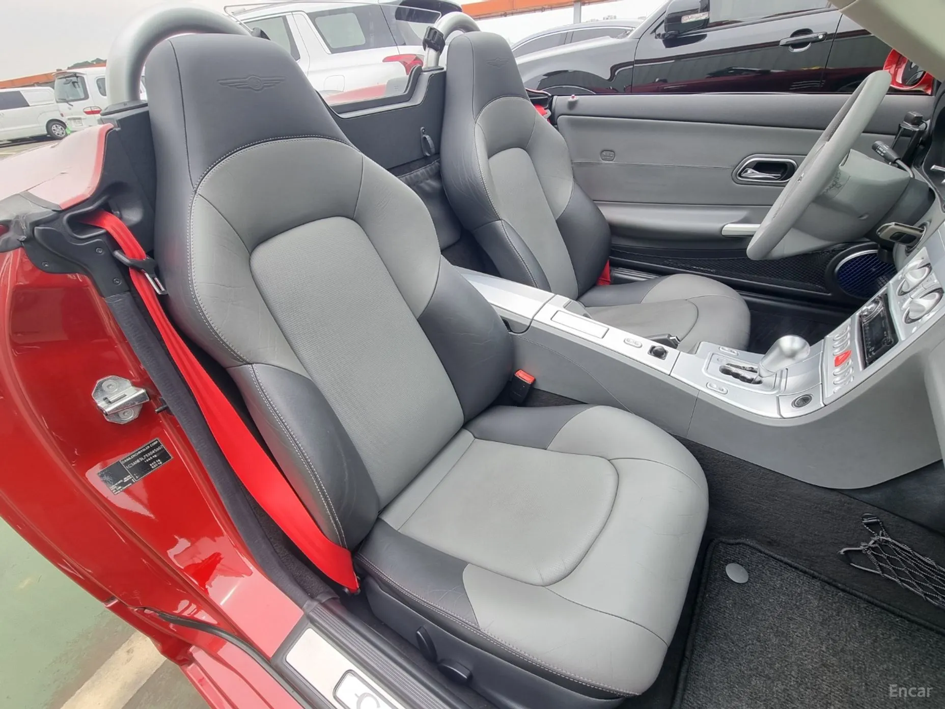 Chrysler Crossfire превью 12