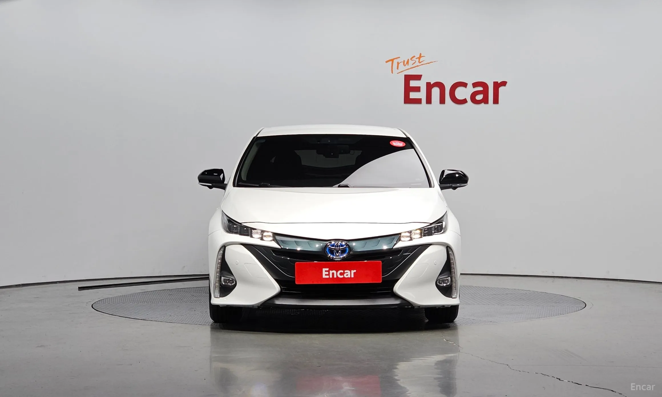 Toyota Prius Prime превью 3