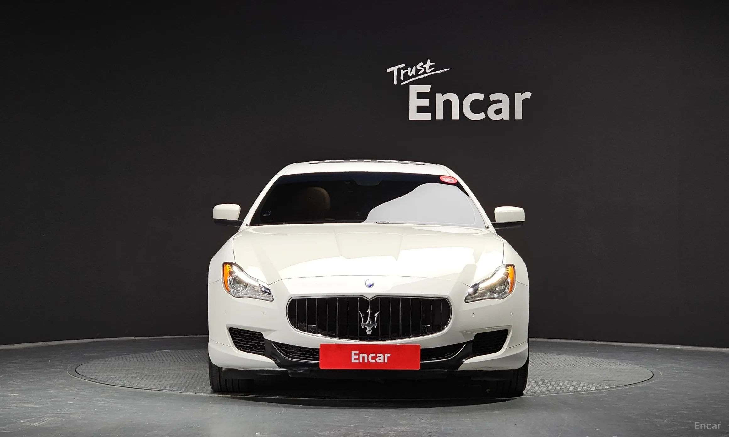 Maserati Quattroporte превью 3