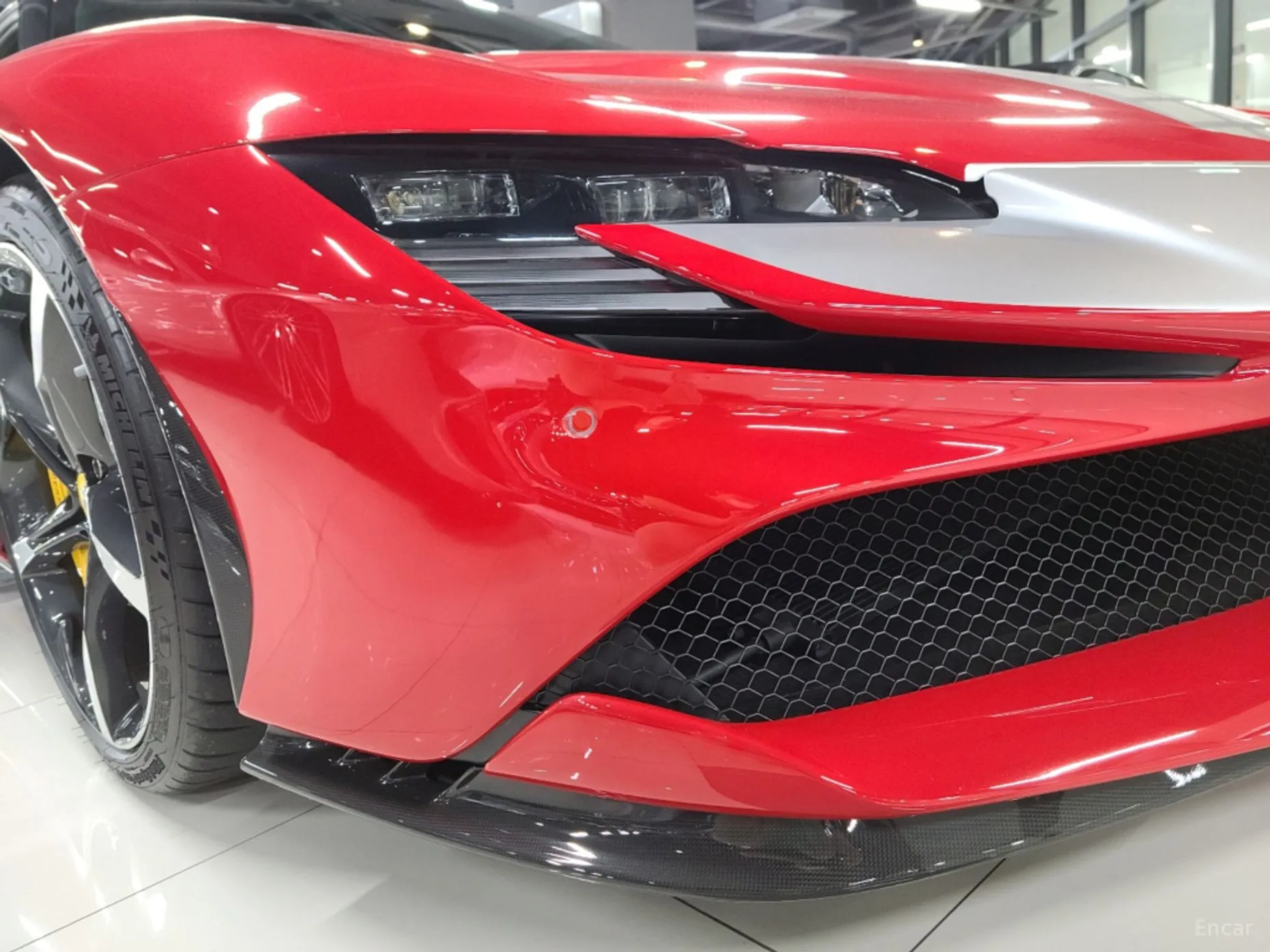 Ferrari SF90 Stradale превью 17