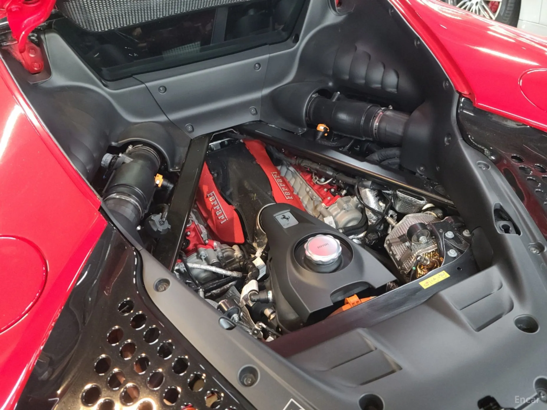 Ferrari SF90 Stradale превью 5