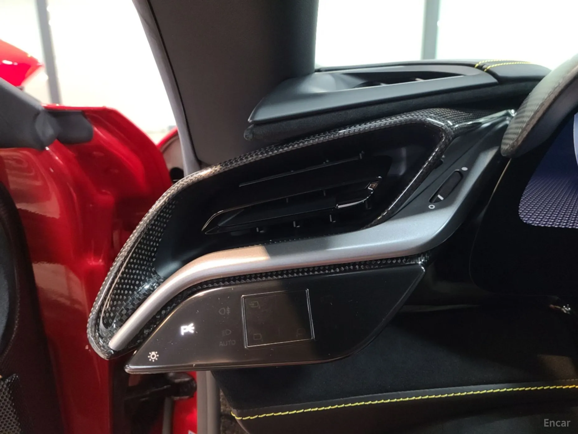 Ferrari SF90 Stradale превью 9