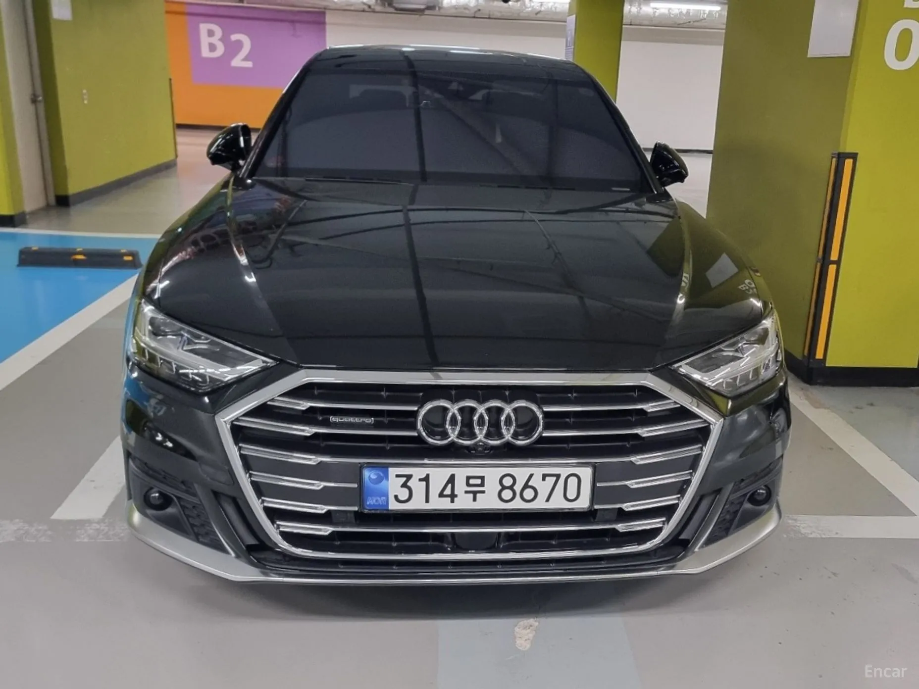 Audi A8 (D5)
