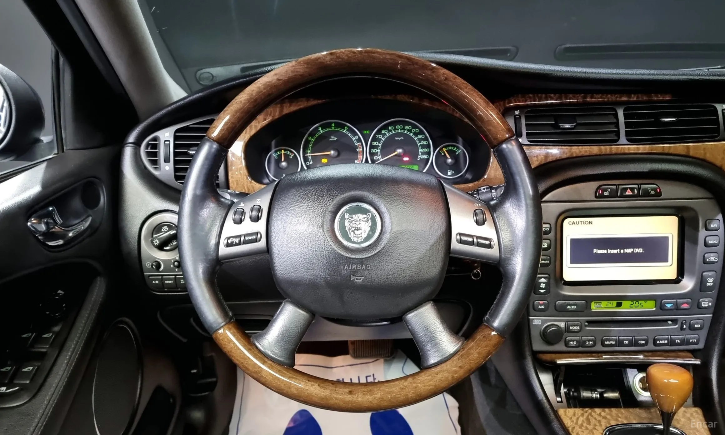 Jaguar X-type превью 13
