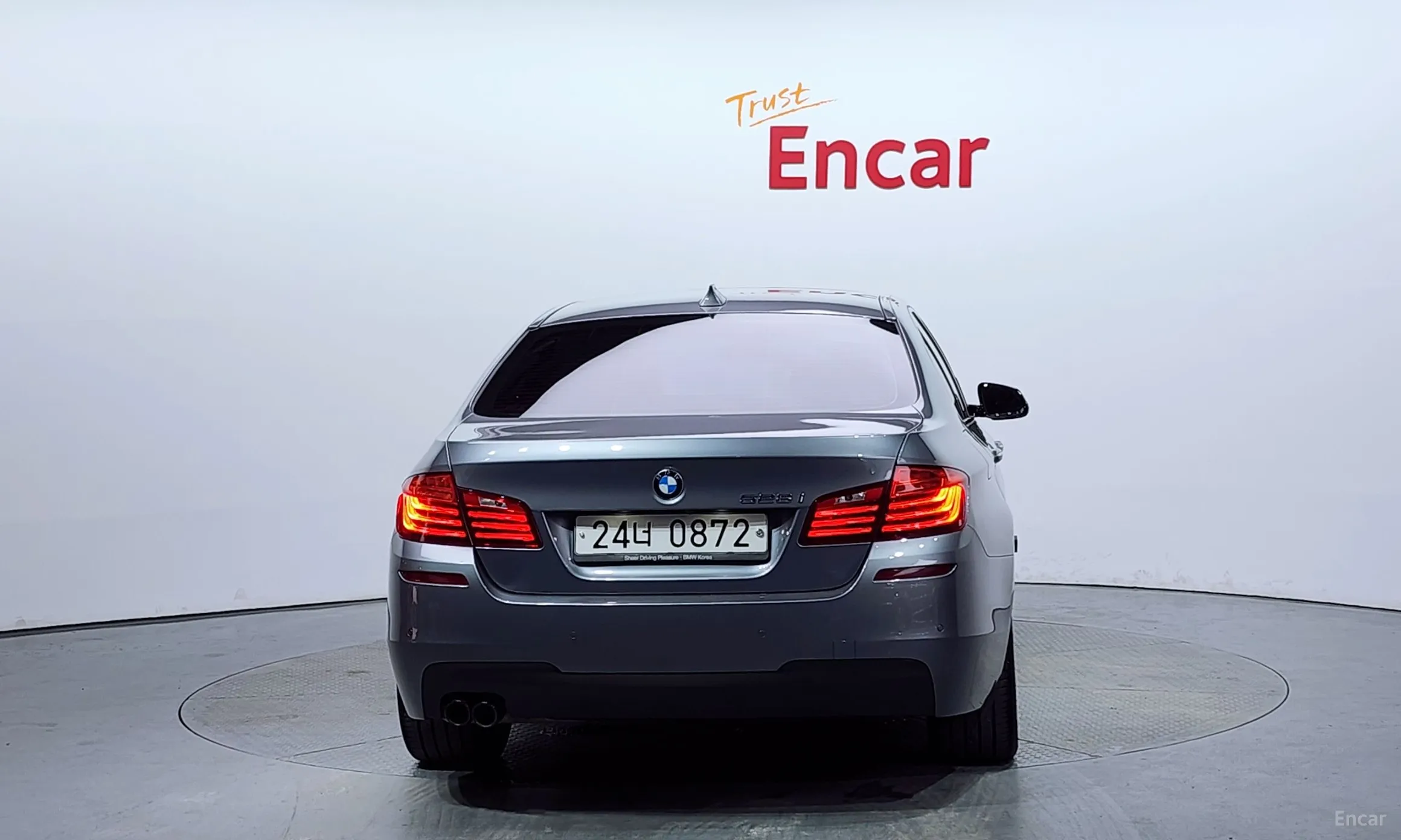 BMW 5 Series (F10) превью 3