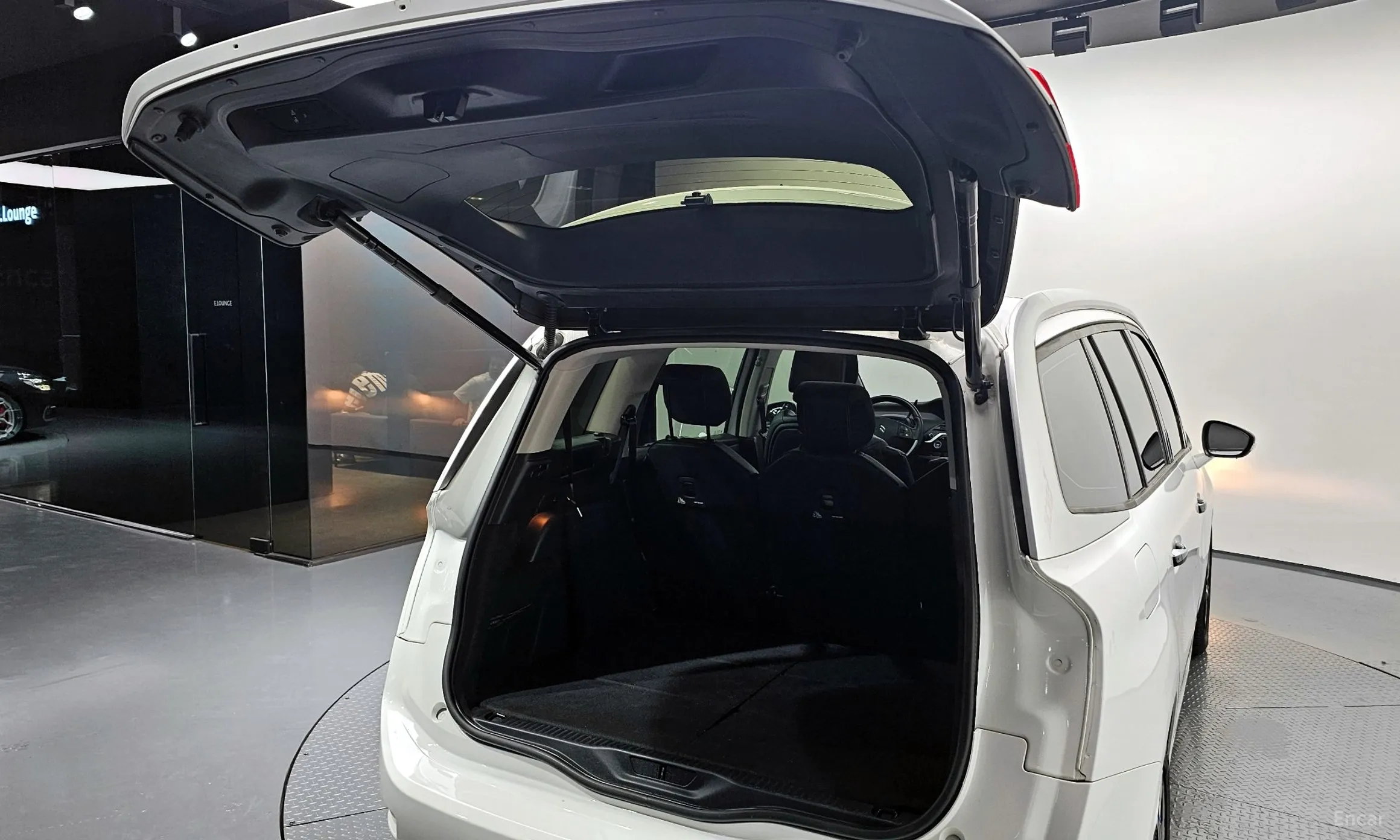 Citroën/DS Grand C4 Picasso превью 20