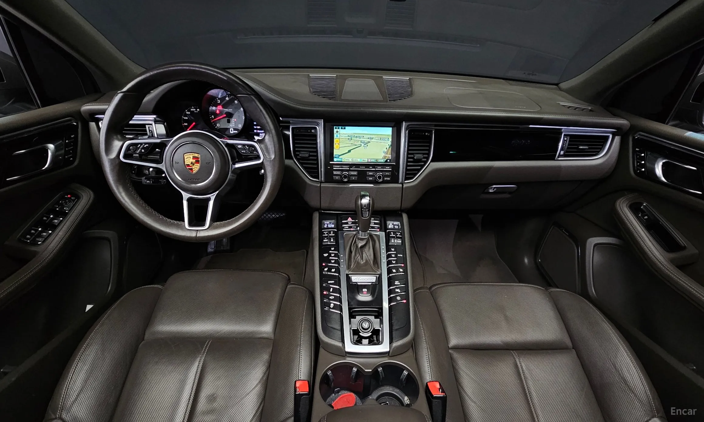 Porsche Macan превью 4