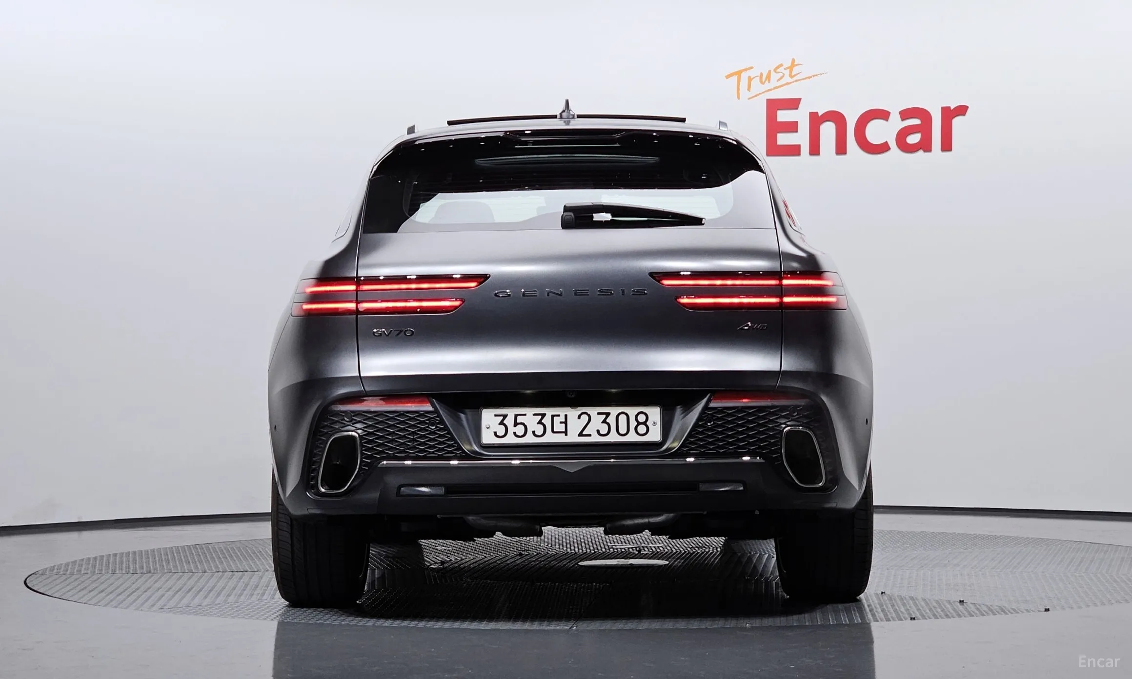 Genesis GV70 превью 4