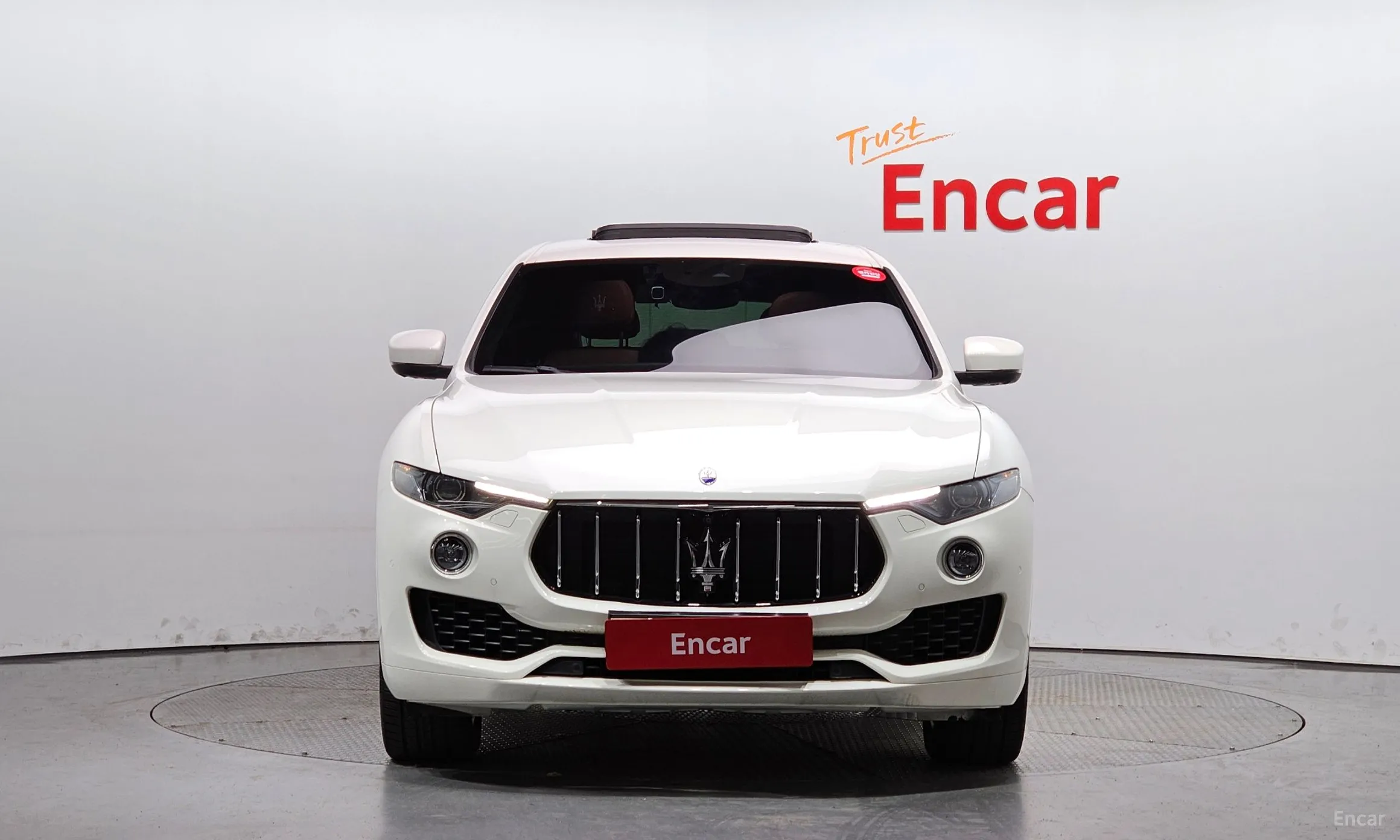 Maserati Levante превью 3