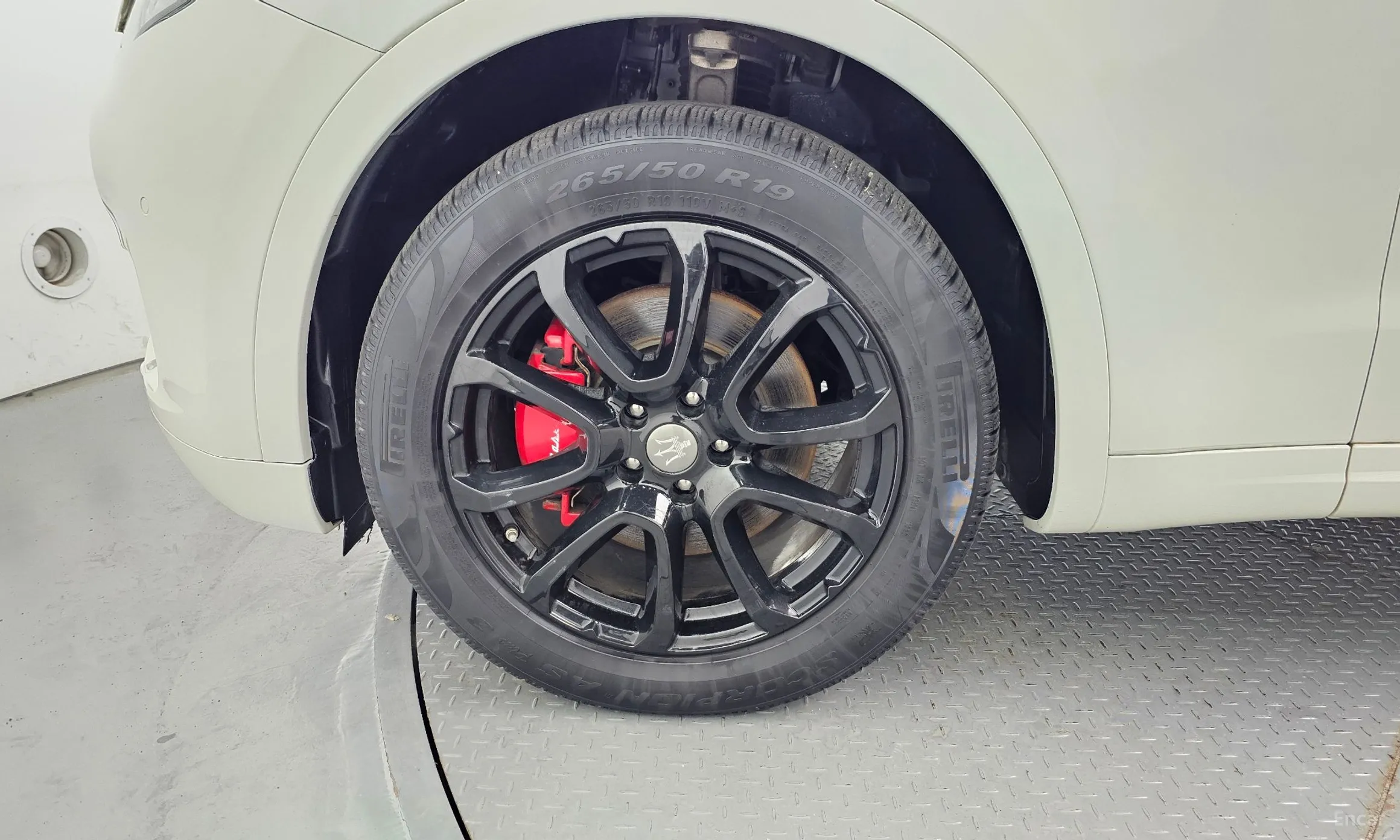 Maserati Levante превью 5