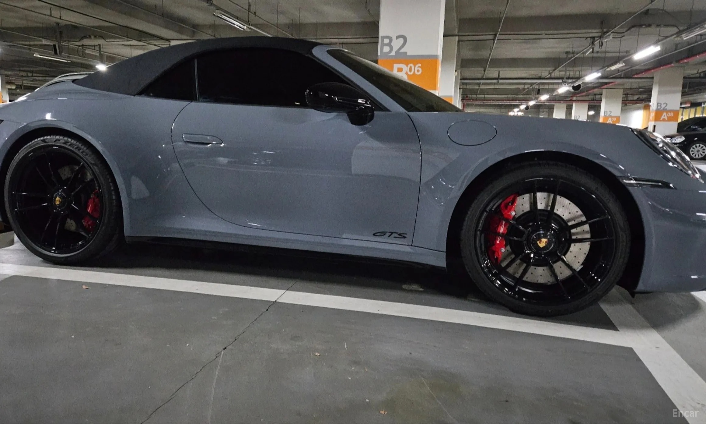 Porsche 911 (992) превью 3
