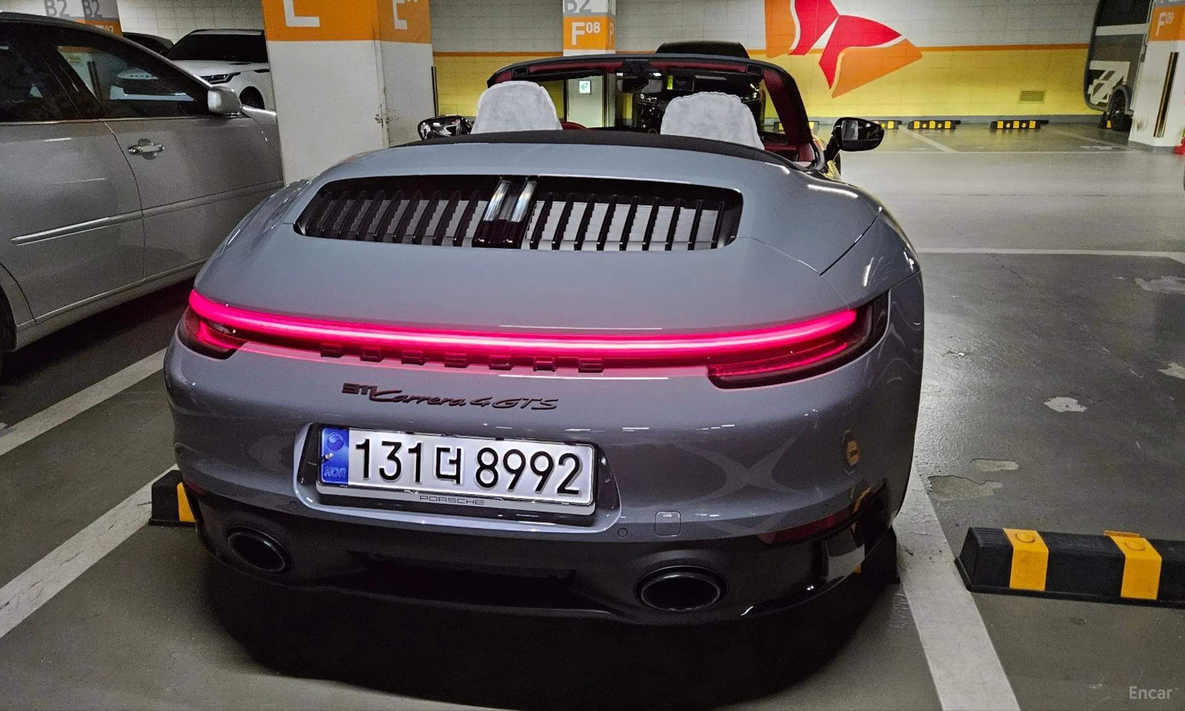 Porsche 911 (992) превью 4