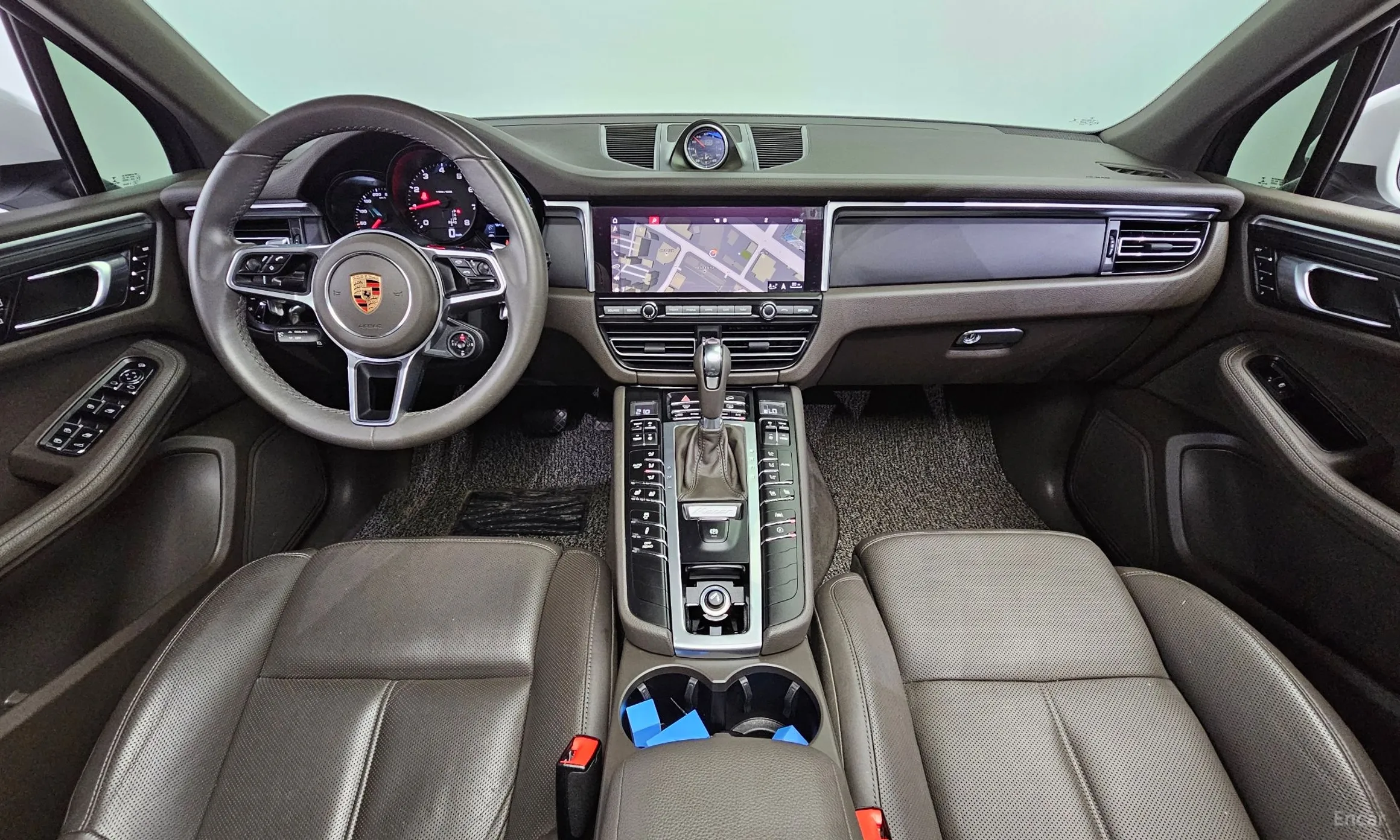Porsche Macan превью 4