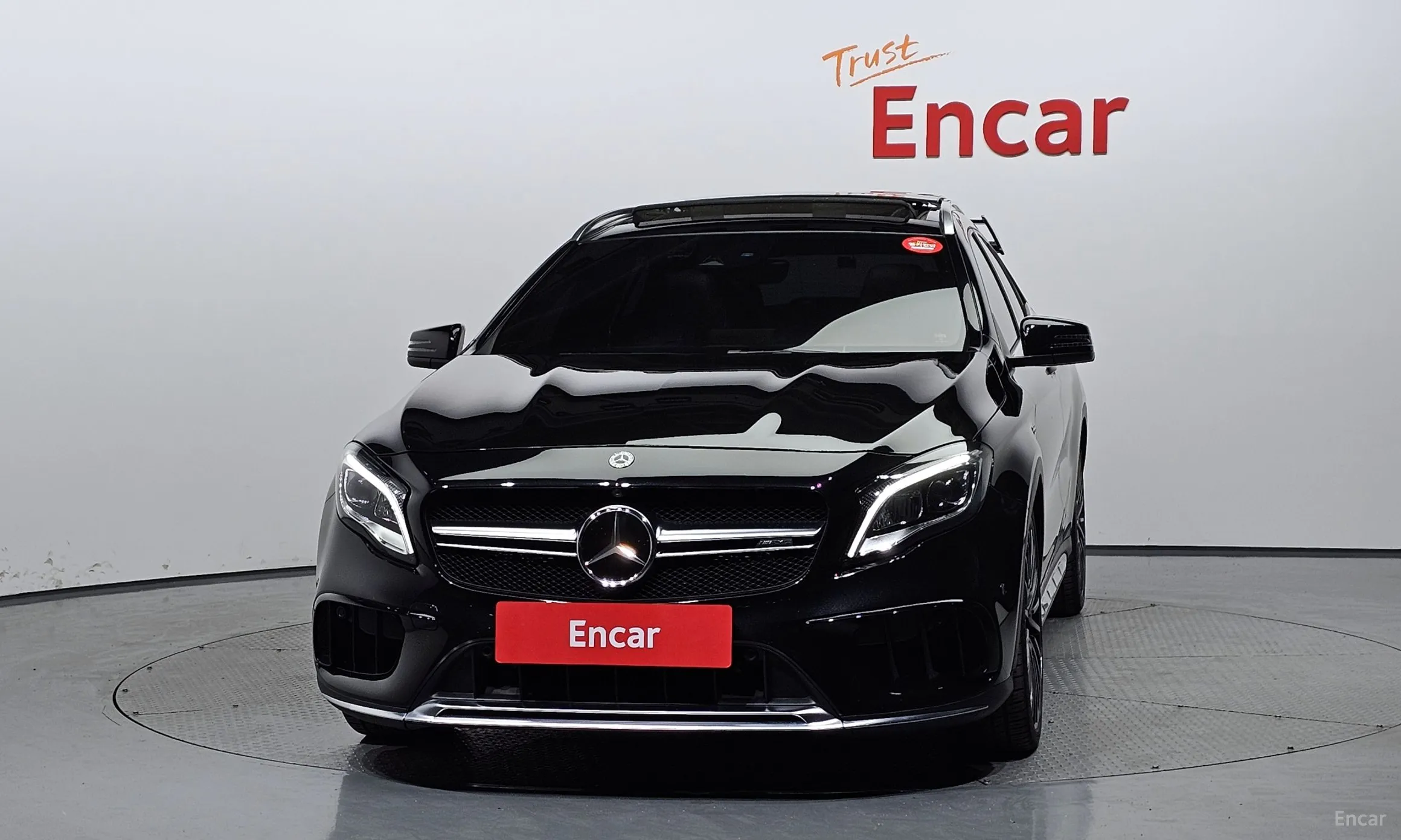 Mercedes Benz GLA-Class X156