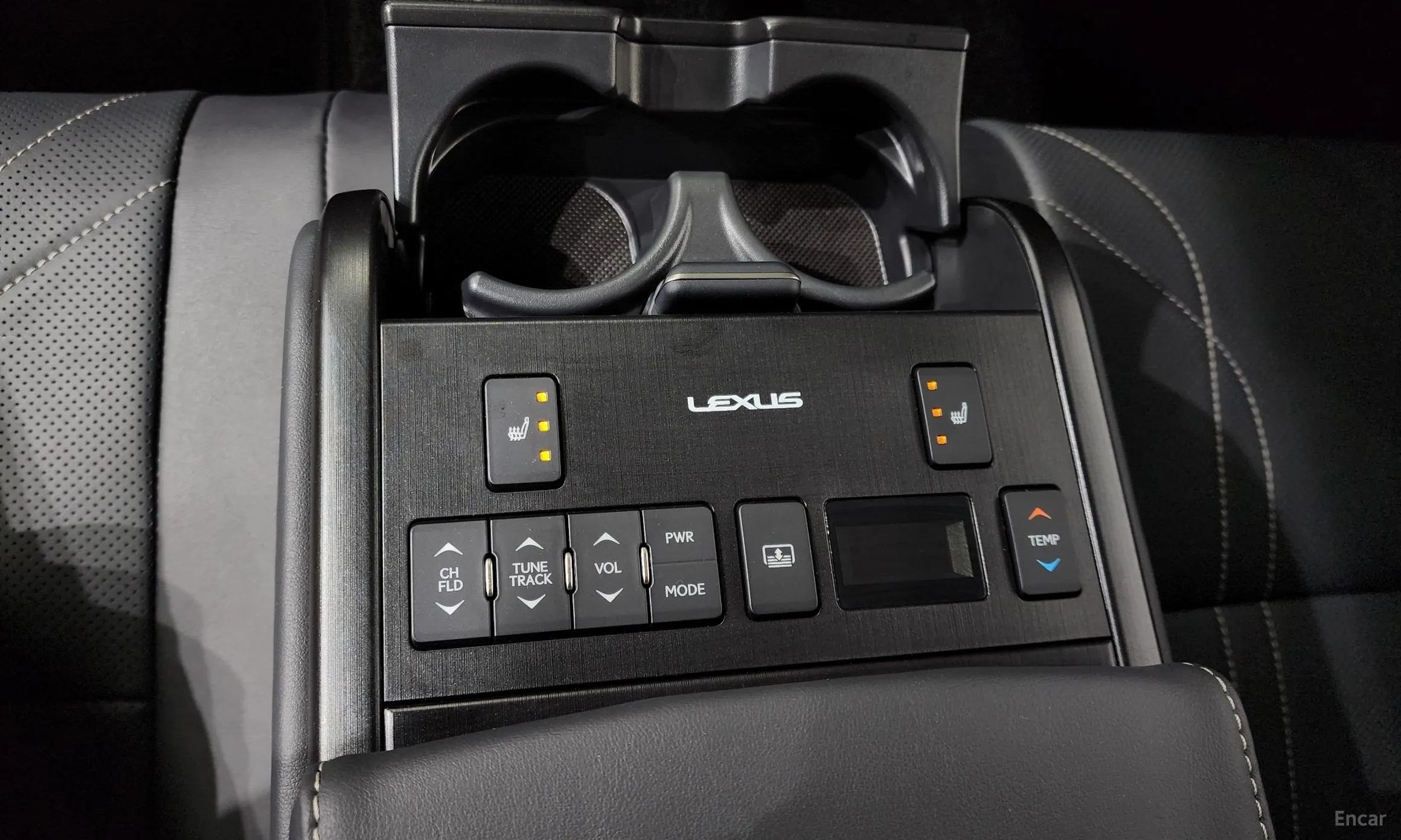 Lexus ES300h 7th Generation превью 19