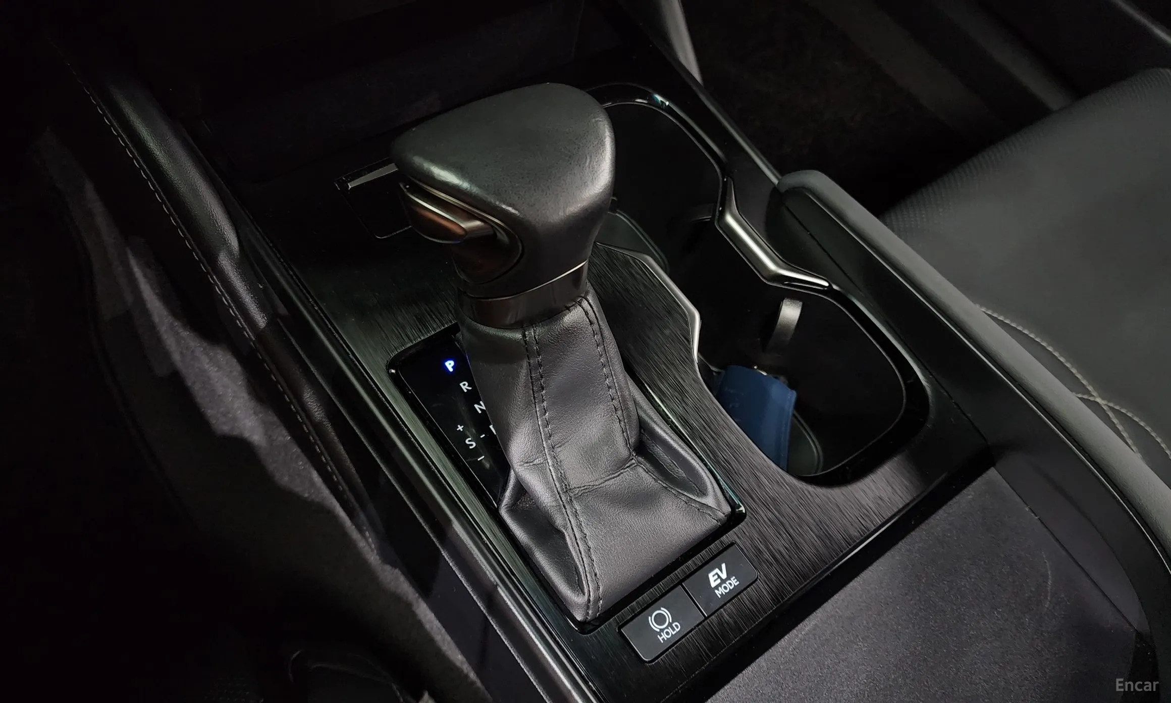 Lexus ES300h 7th Generation превью 9