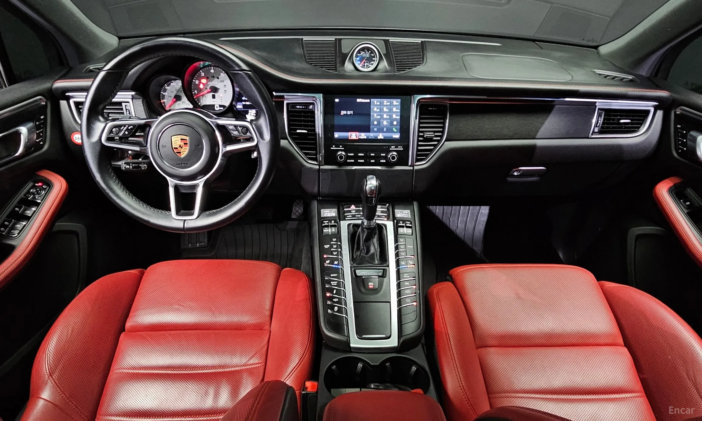 Porsche Macan превью 4