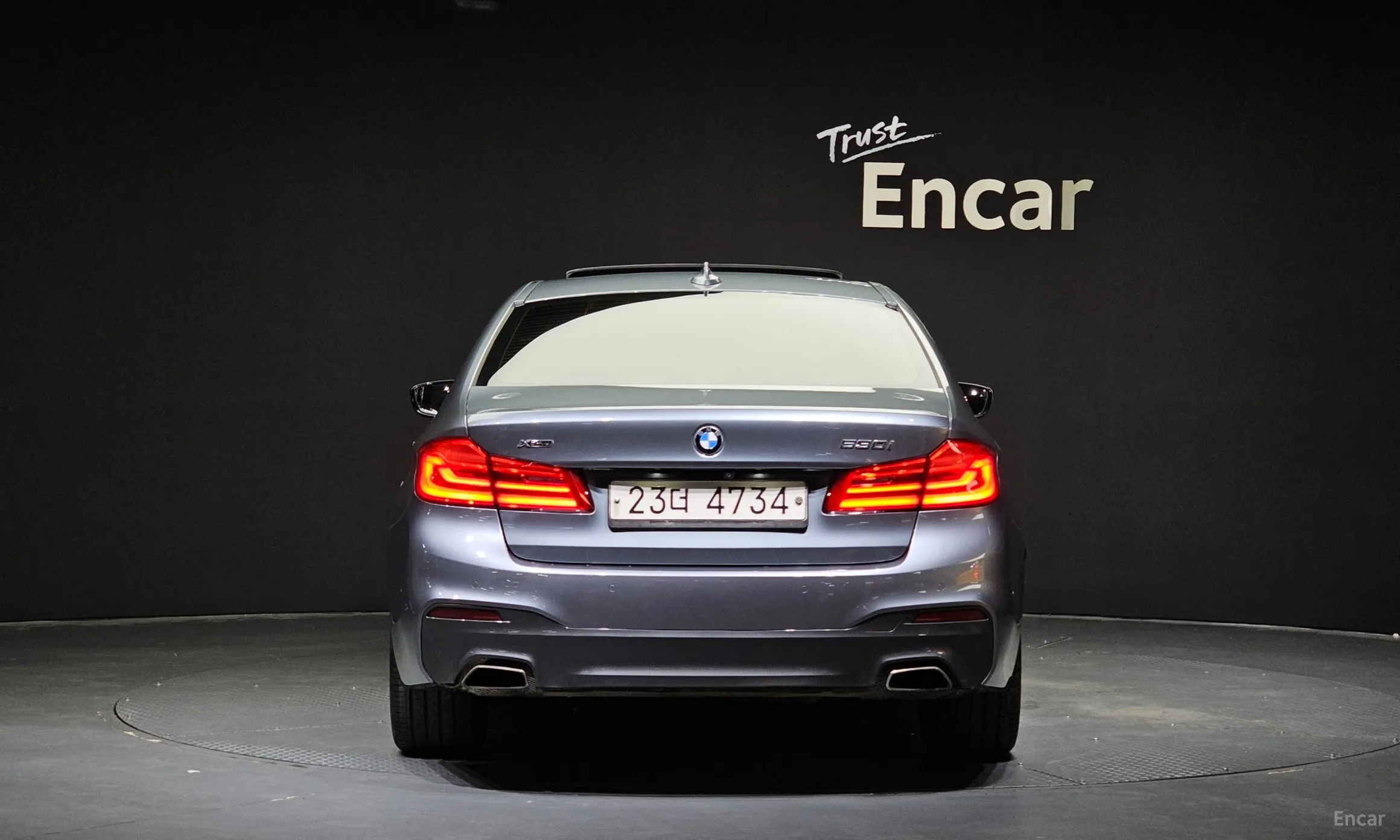 BMW 5 Series (G30) превью 3