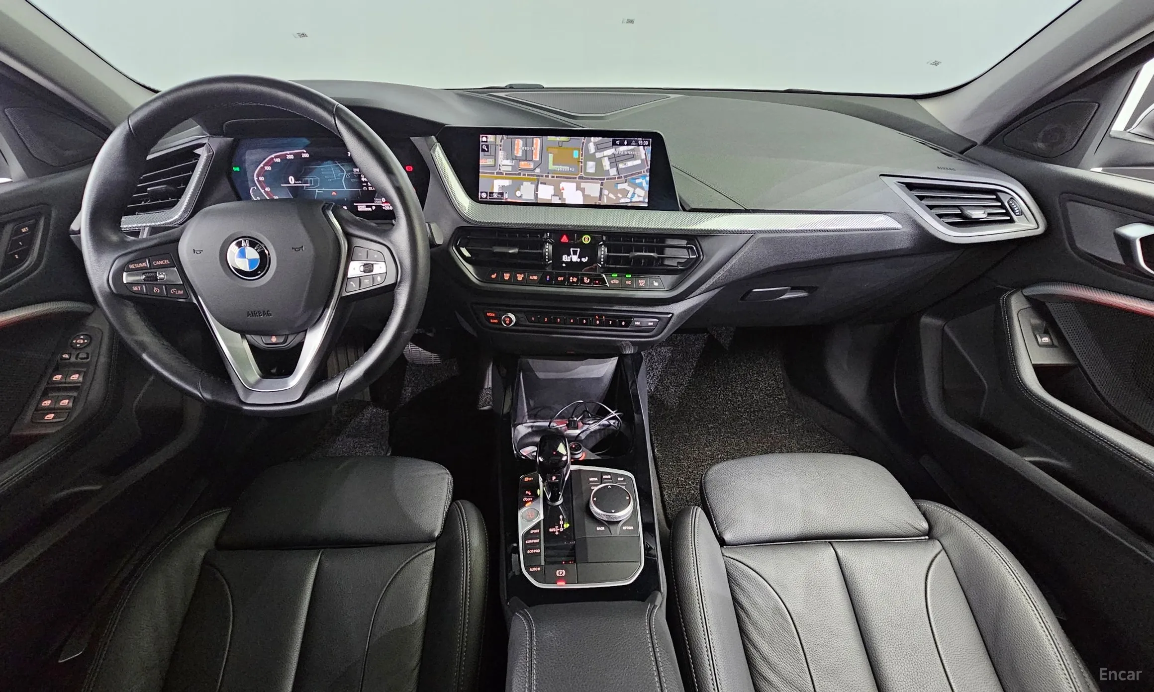 BMW 1 Series (F40) превью 4