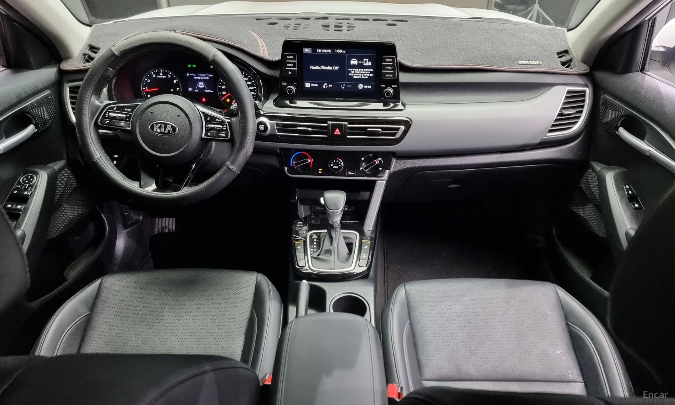 Kia Seltos превью 4