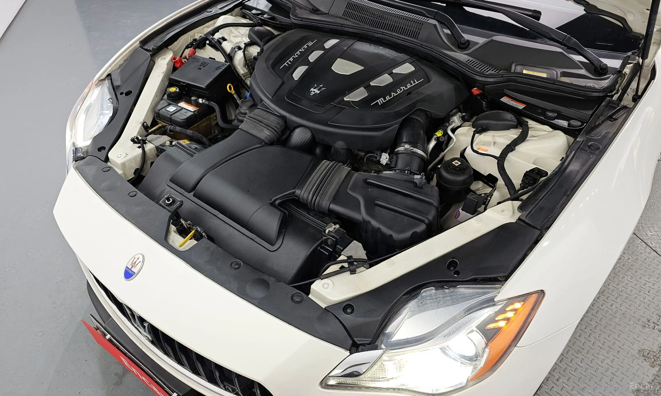 Maserati Quattroporte превью 6