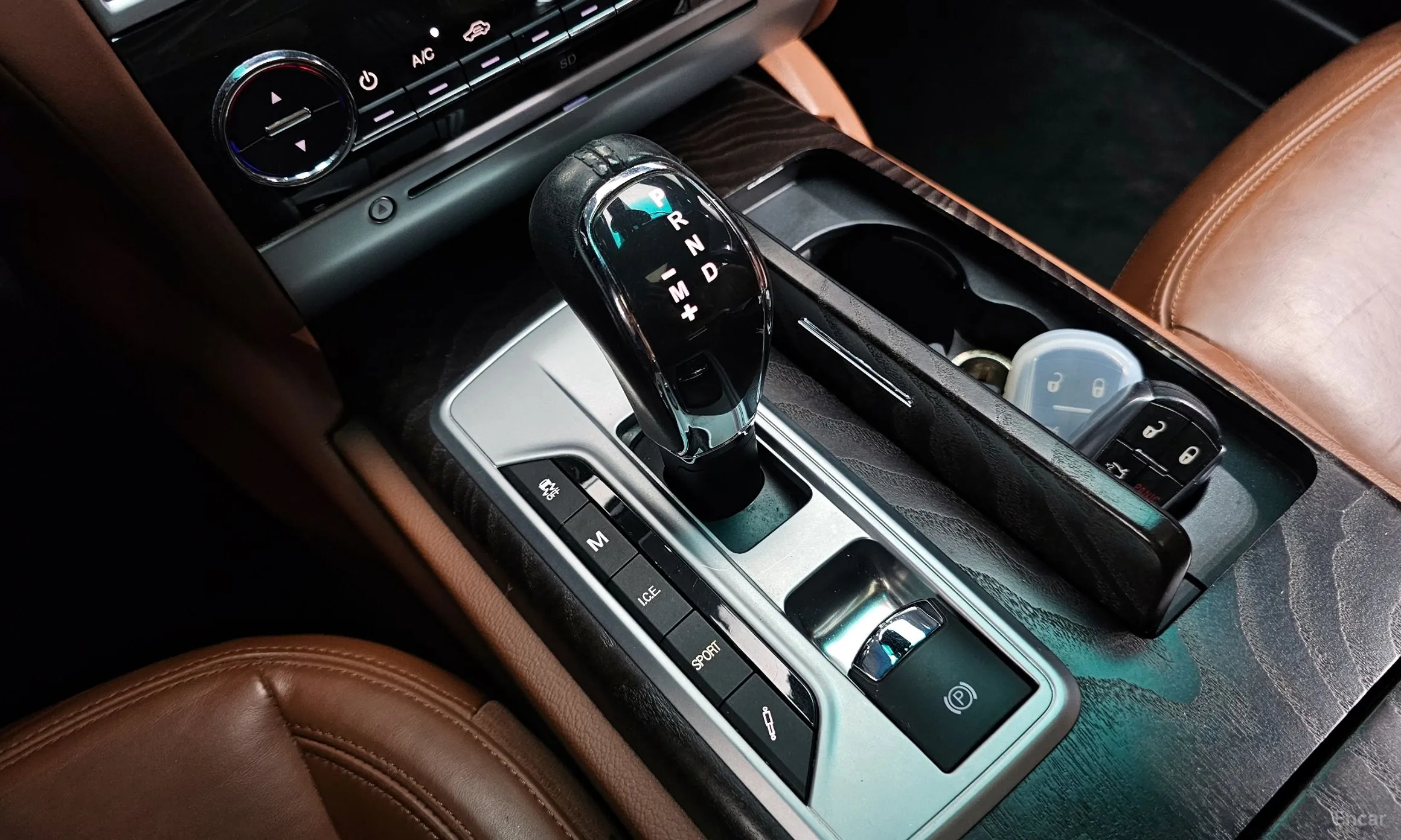 Maserati Quattroporte превью 9