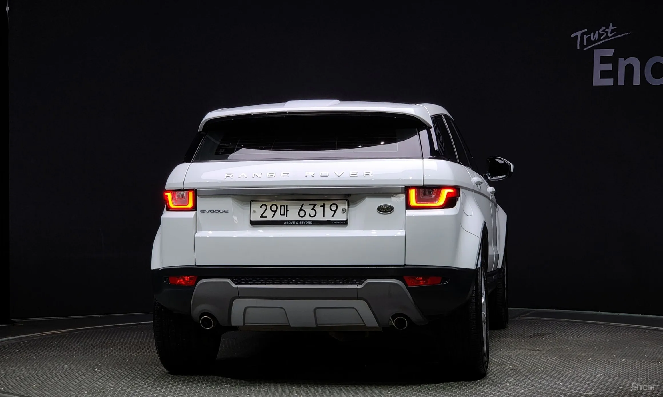 Land Rover Range Rover Evoque превью 3