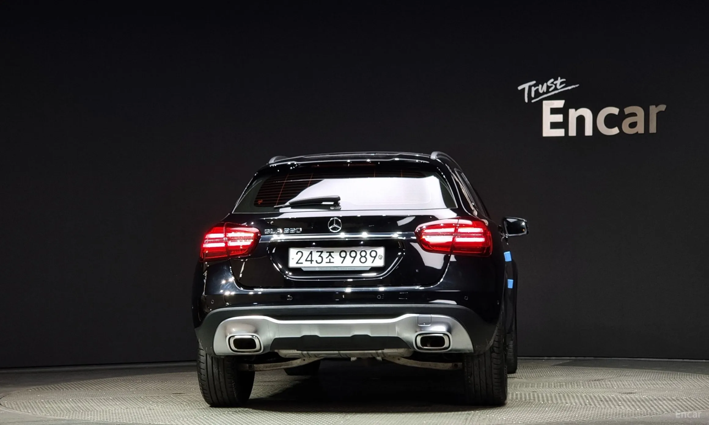 Mercedes Benz GLA-Class X156 превью 3
