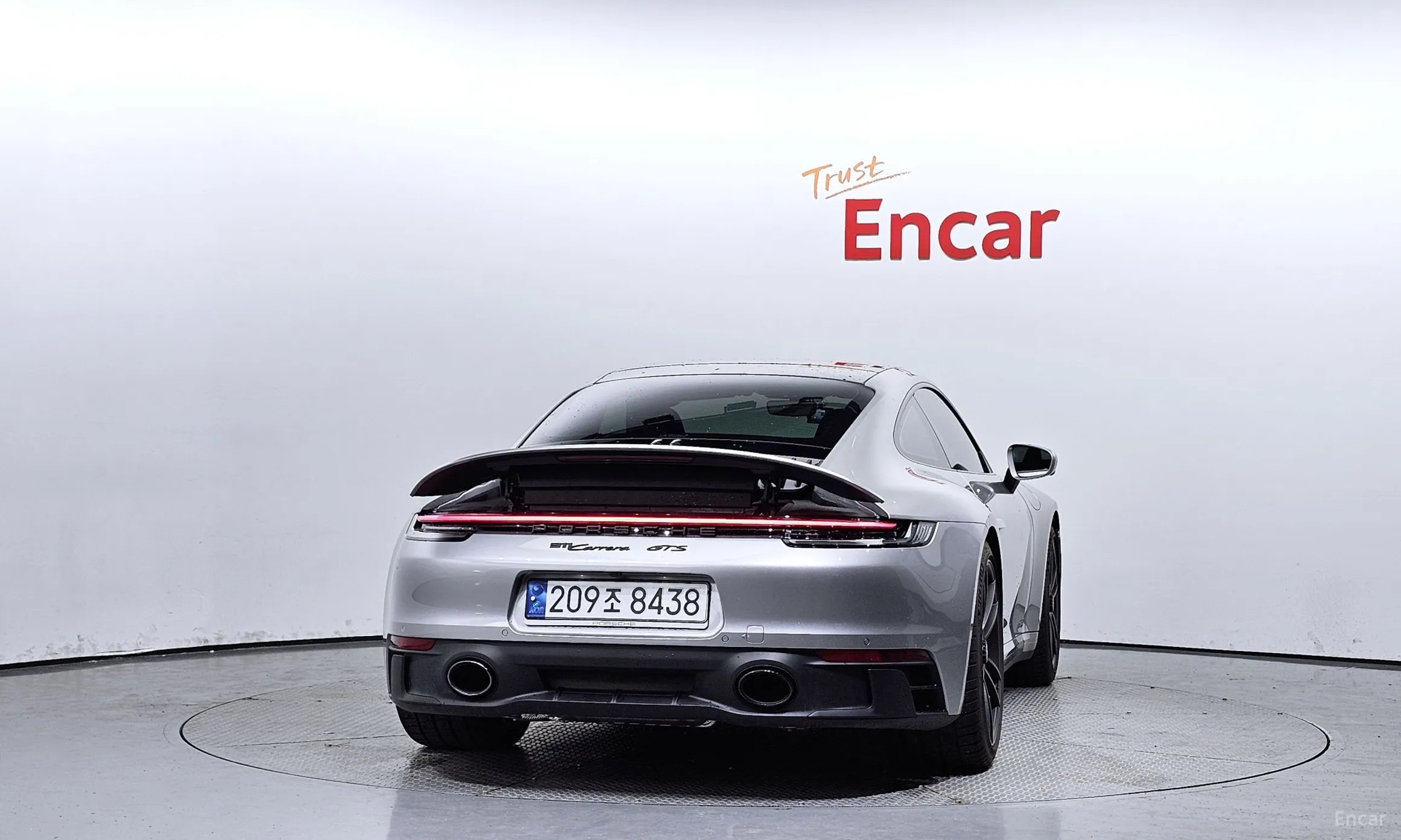 Porsche 911 (992) превью 3