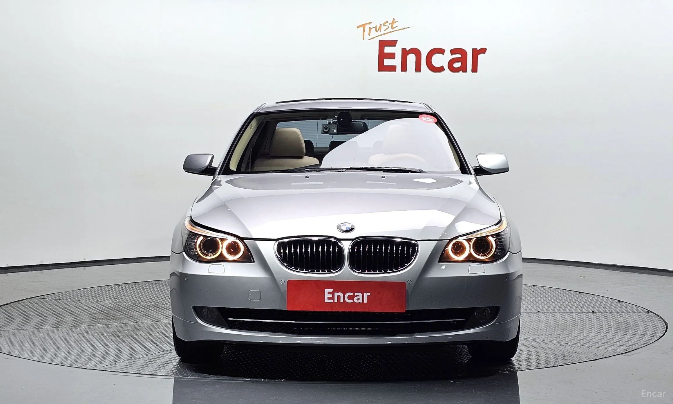 BMW 5 Series (E60) превью 2