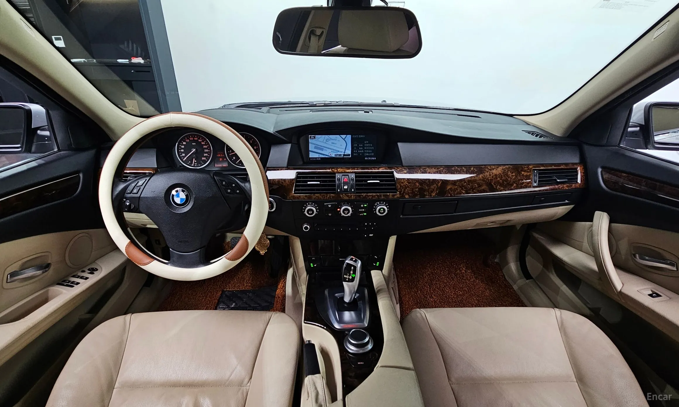 BMW 5 Series (E60) превью 4