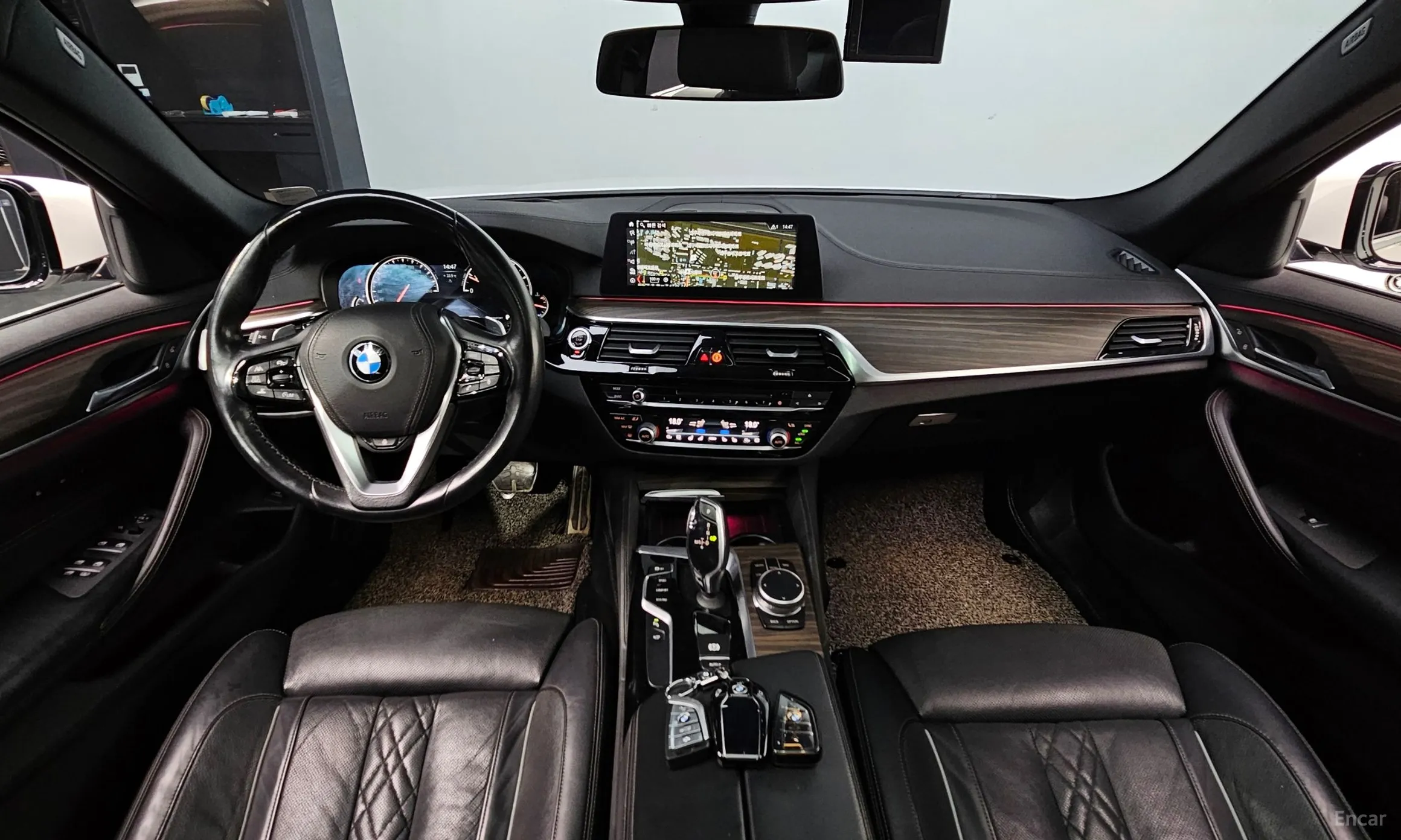 BMW 5 Series (G30) превью 4