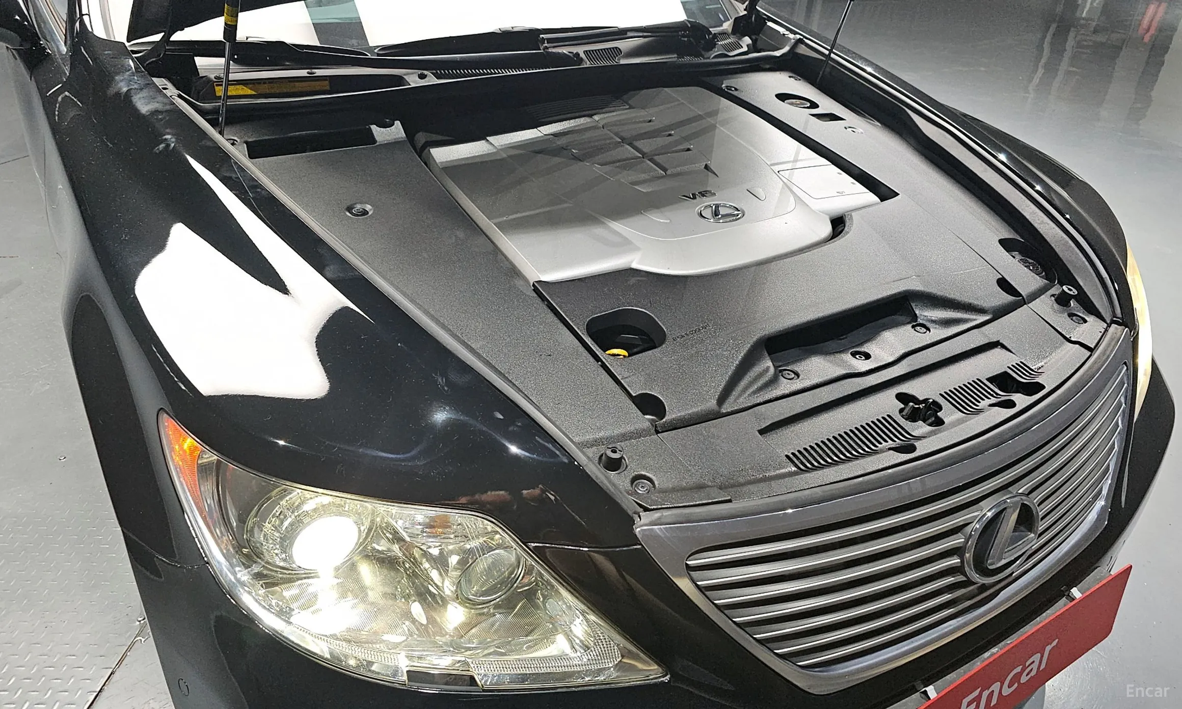 Lexus LS460 превью 6