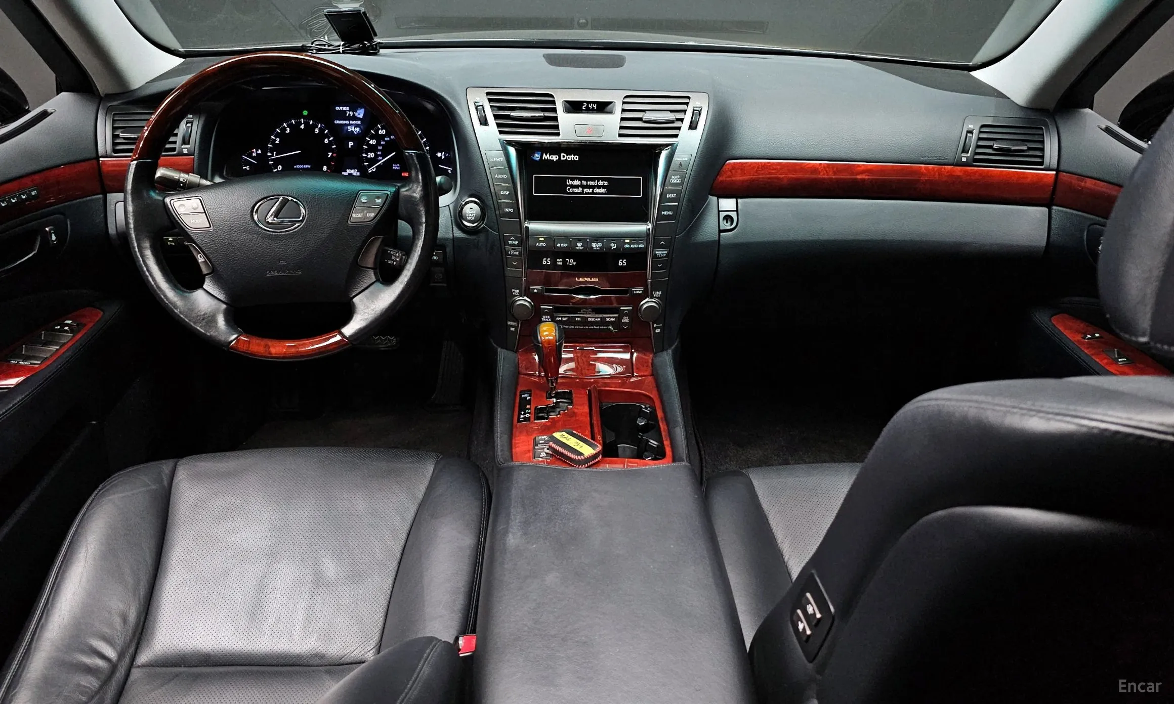 Lexus LS460 превью 7
