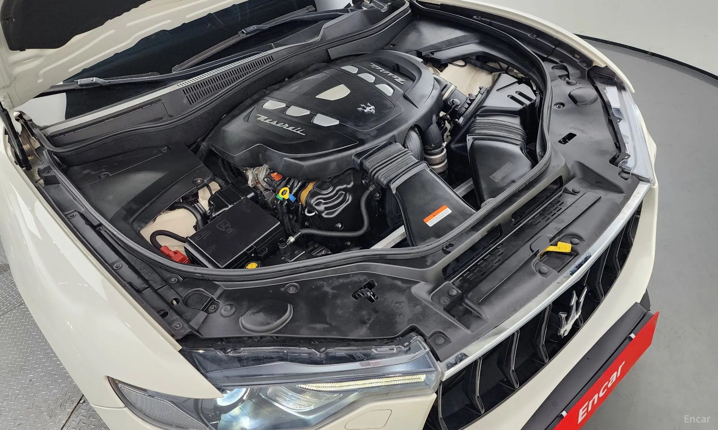 Maserati Levante превью 6