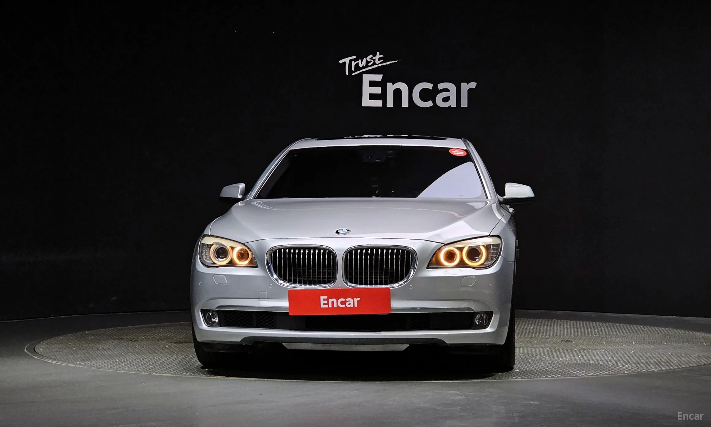 BMW 7 Series (F01) превью 2