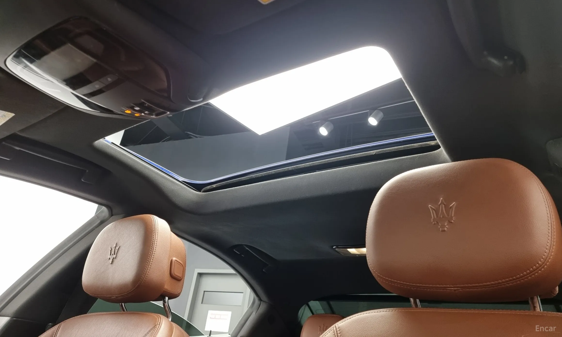 Maserati Ghibli превью 19