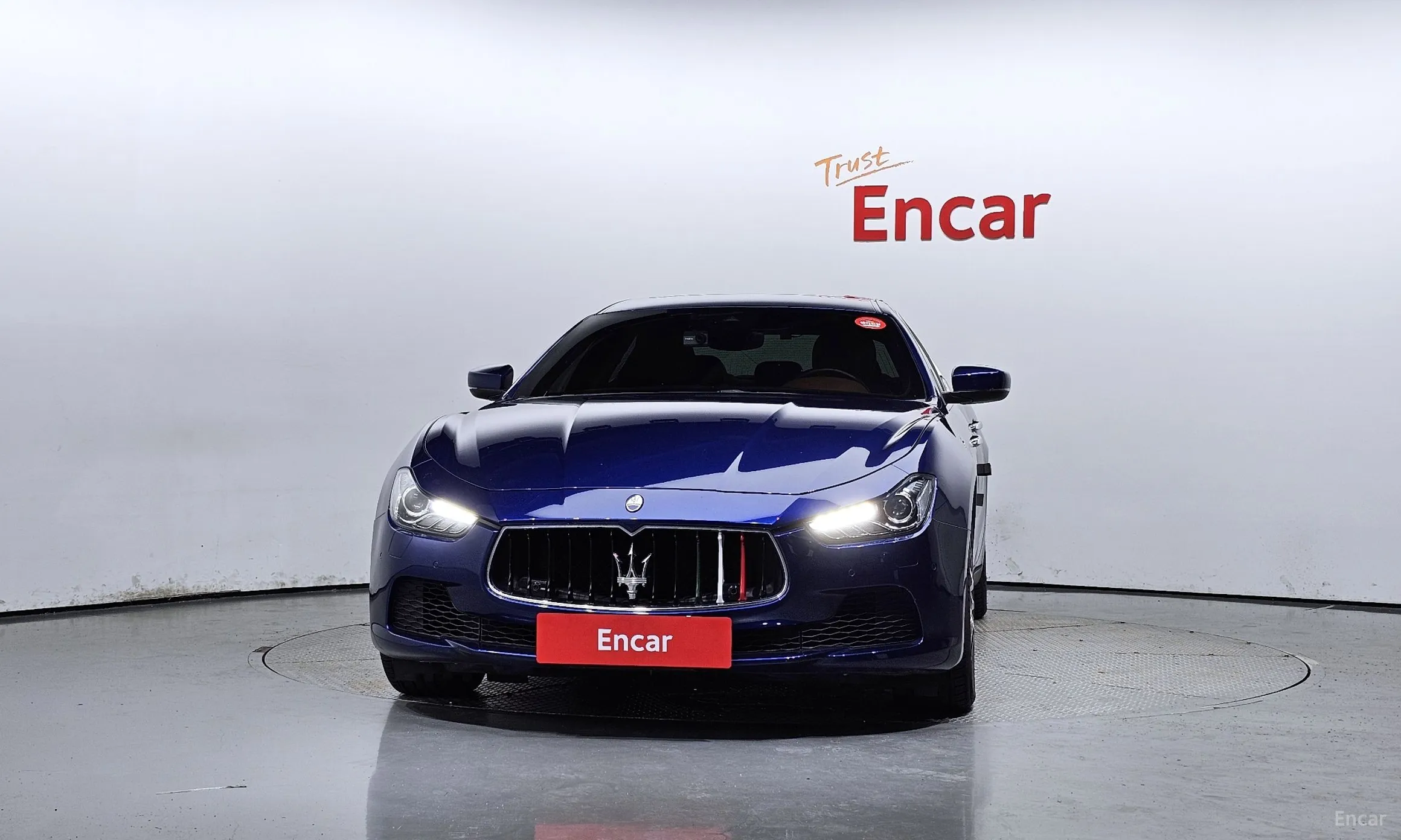 Maserati Ghibli превью 3