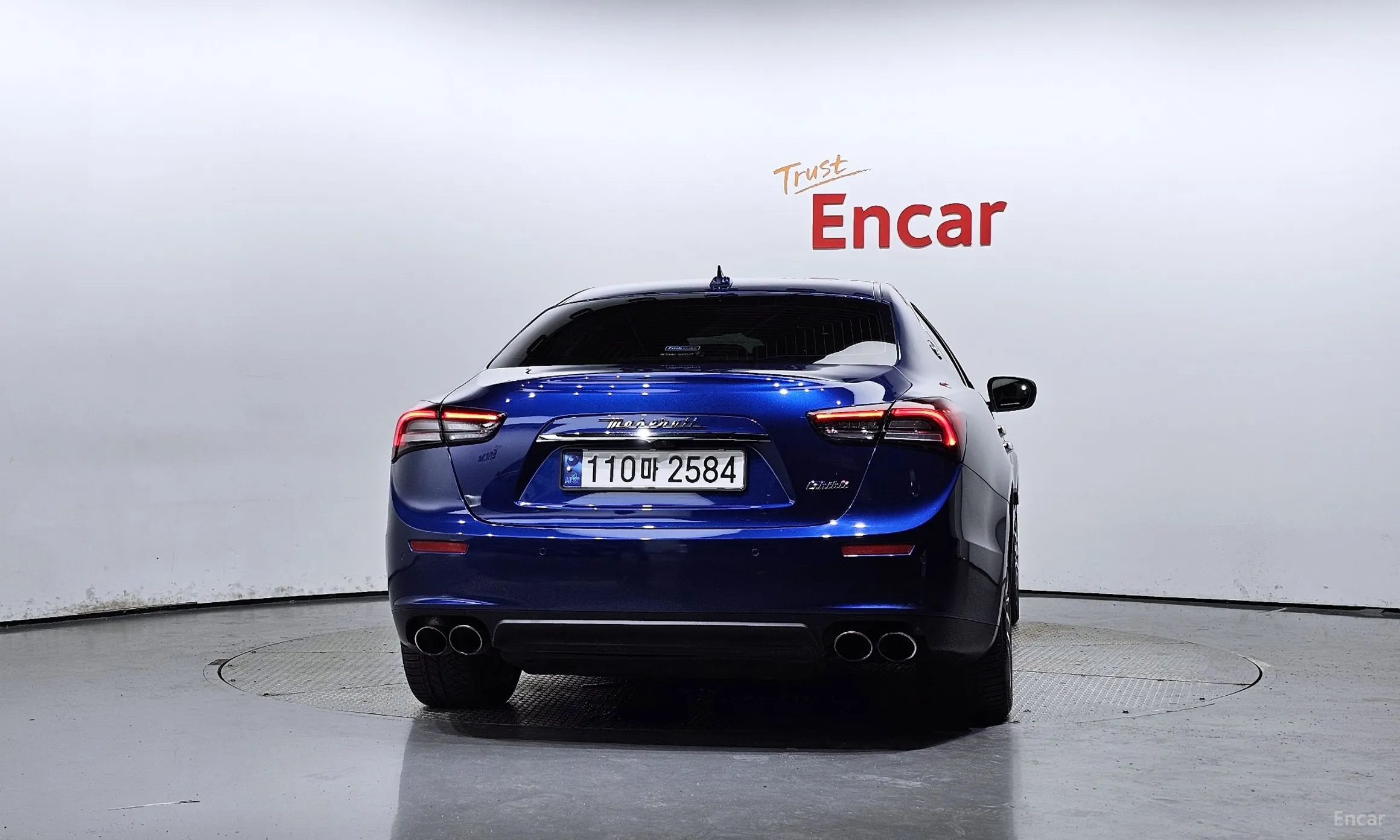 Maserati Ghibli превью 4