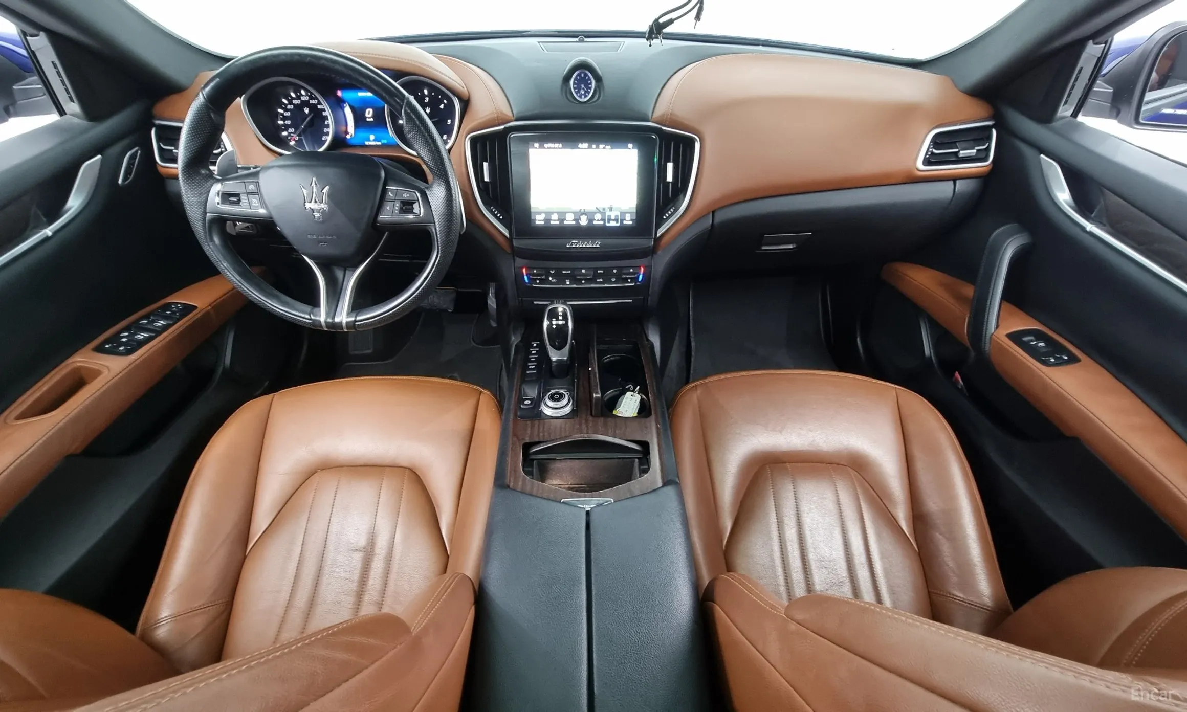 Maserati Ghibli превью 7