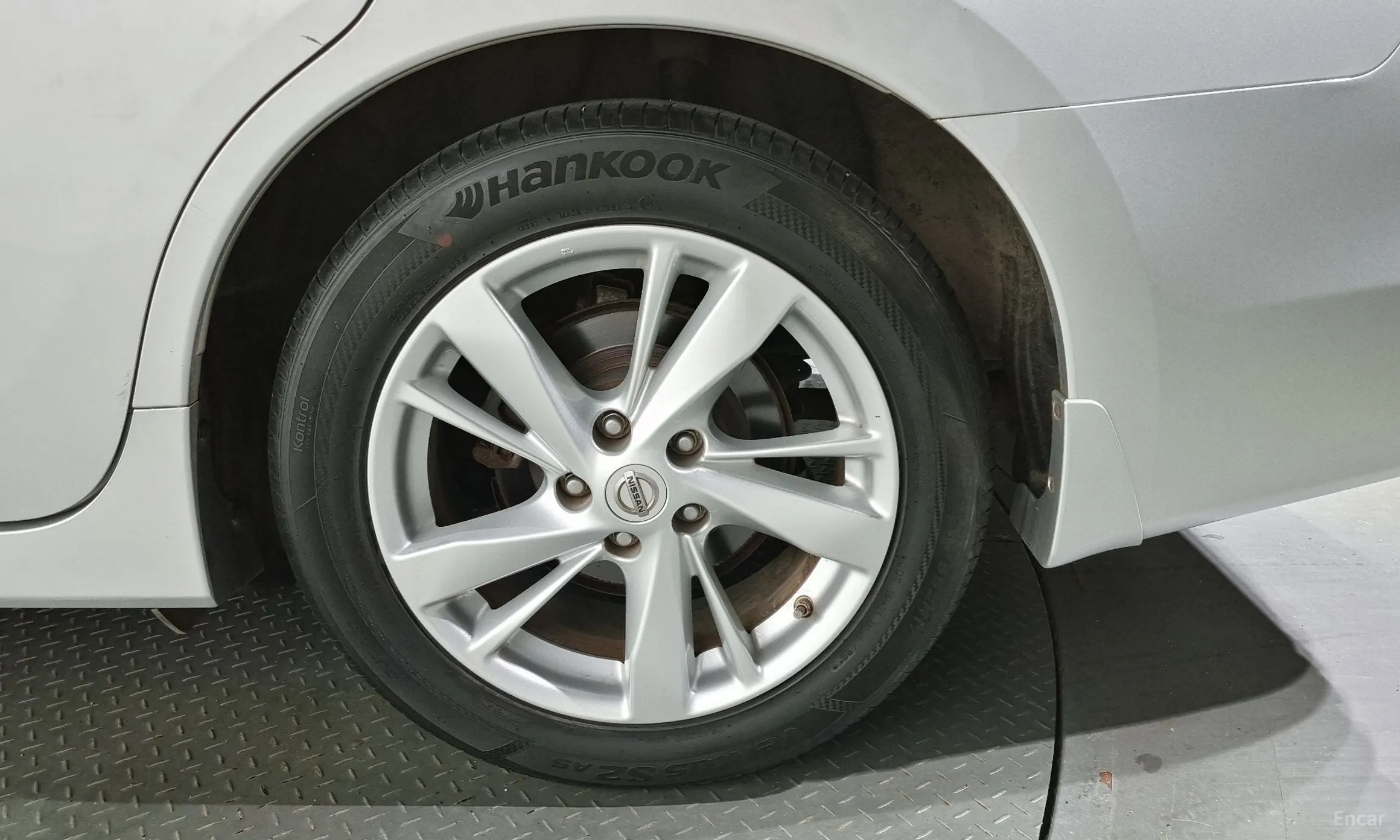 Nissan Altima превью 5