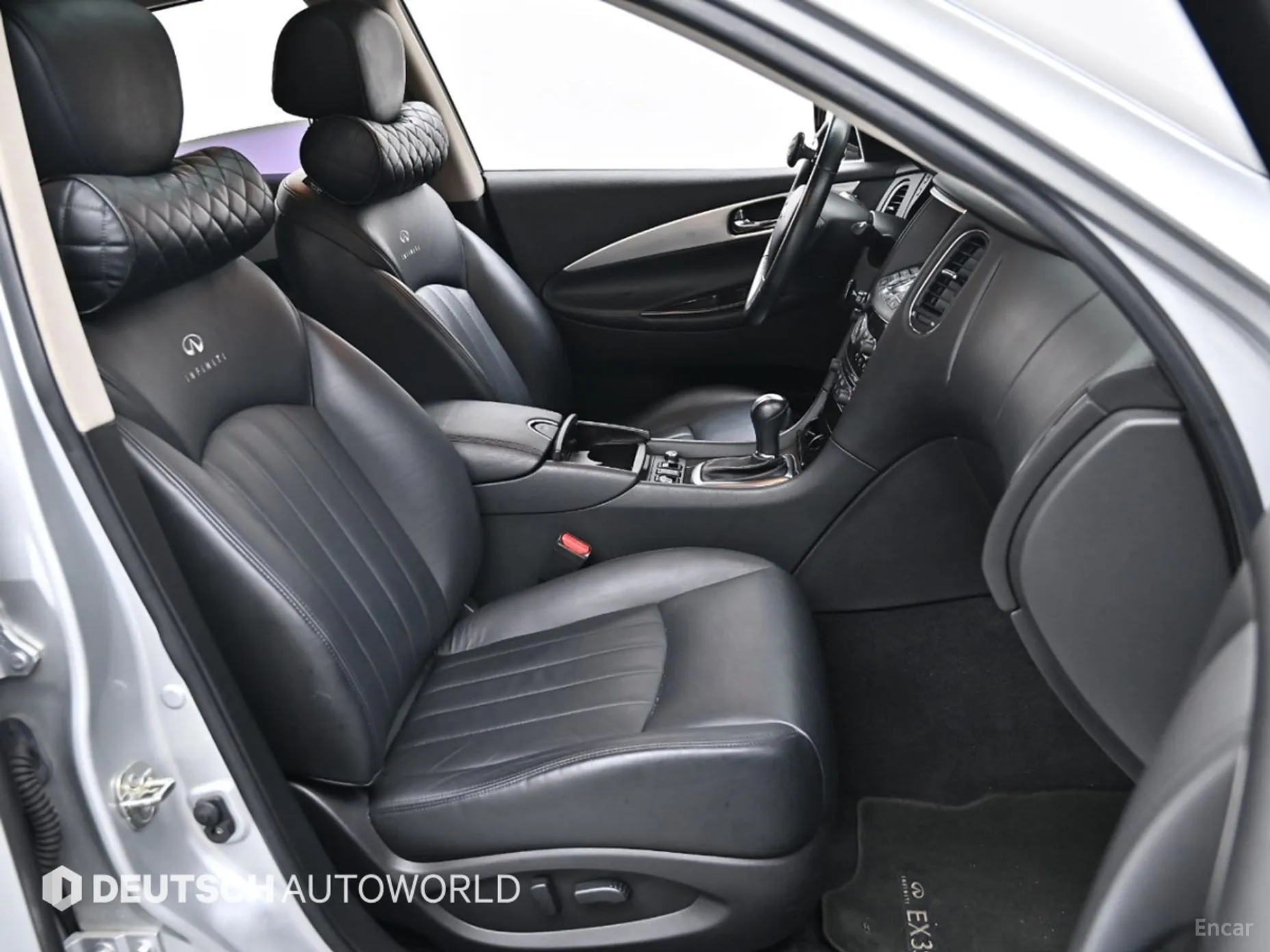 Infiniti EX35 превью 10