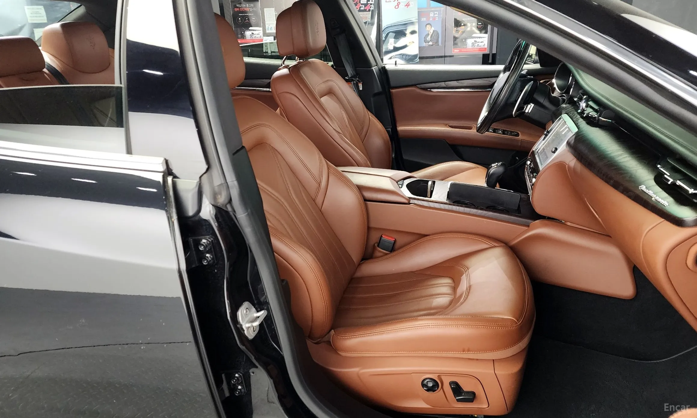 Maserati Quattroporte превью 10